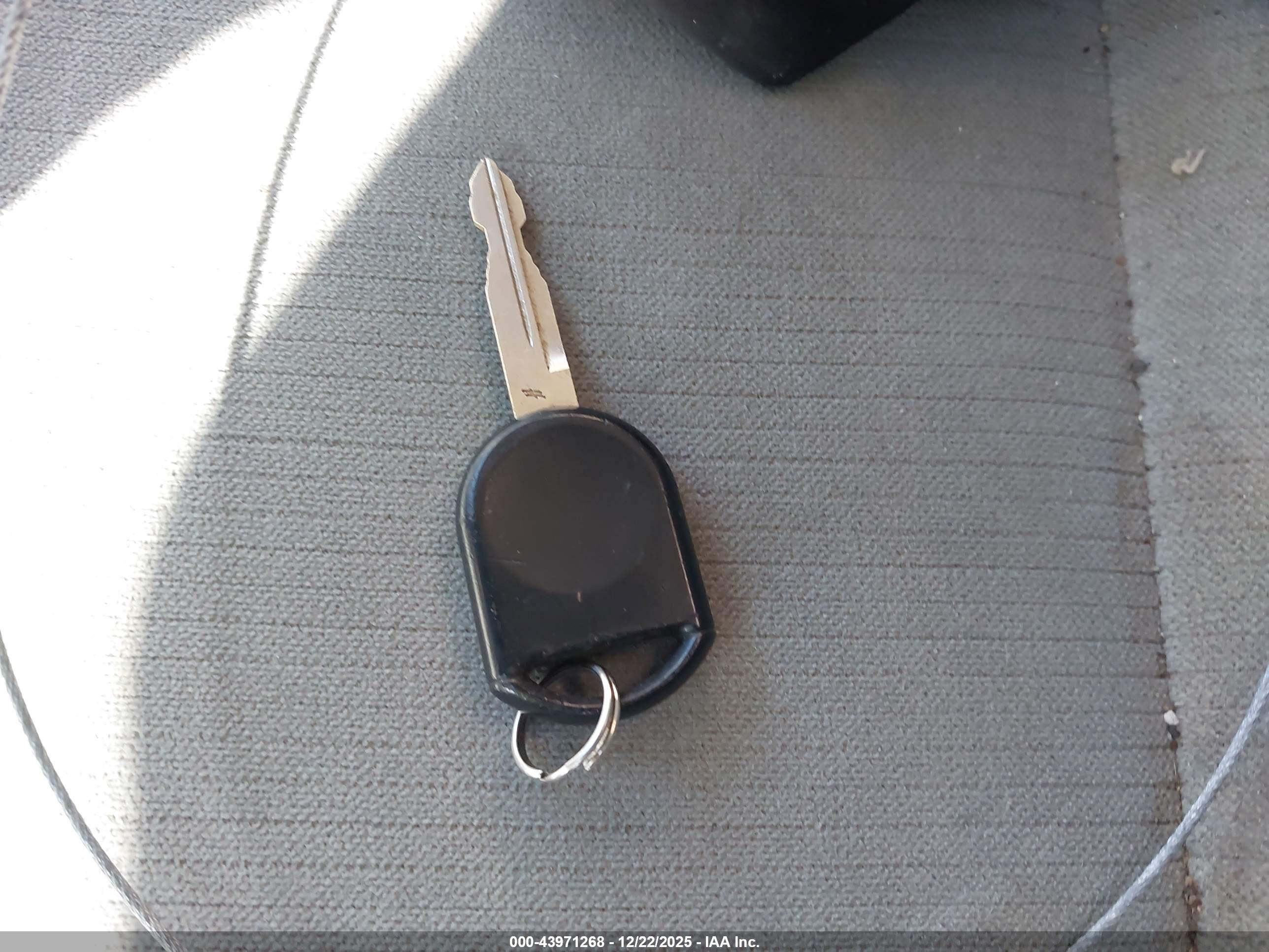 FORD FREESTAR image 11