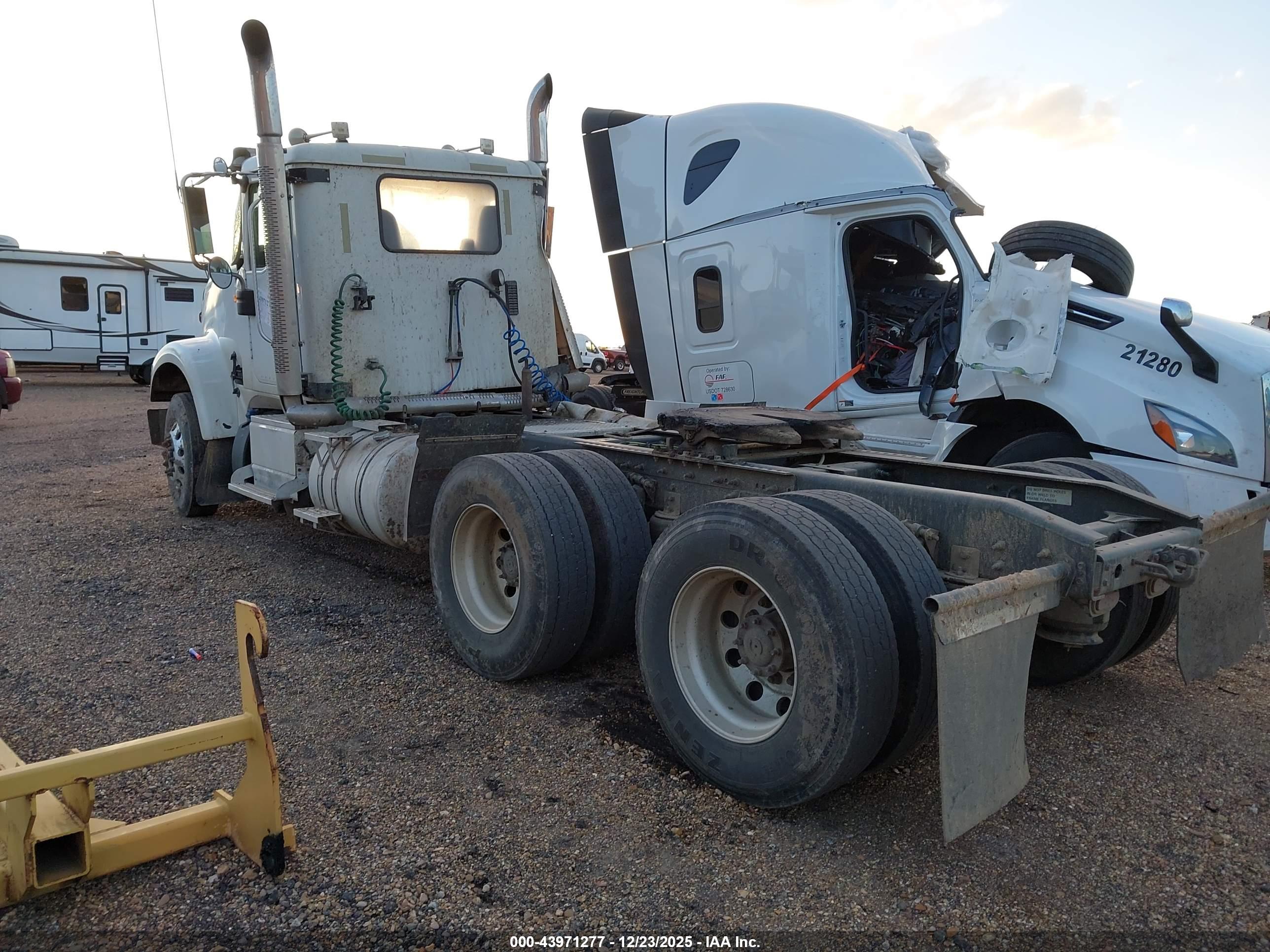 INTERNATIONAL 9900 image 3