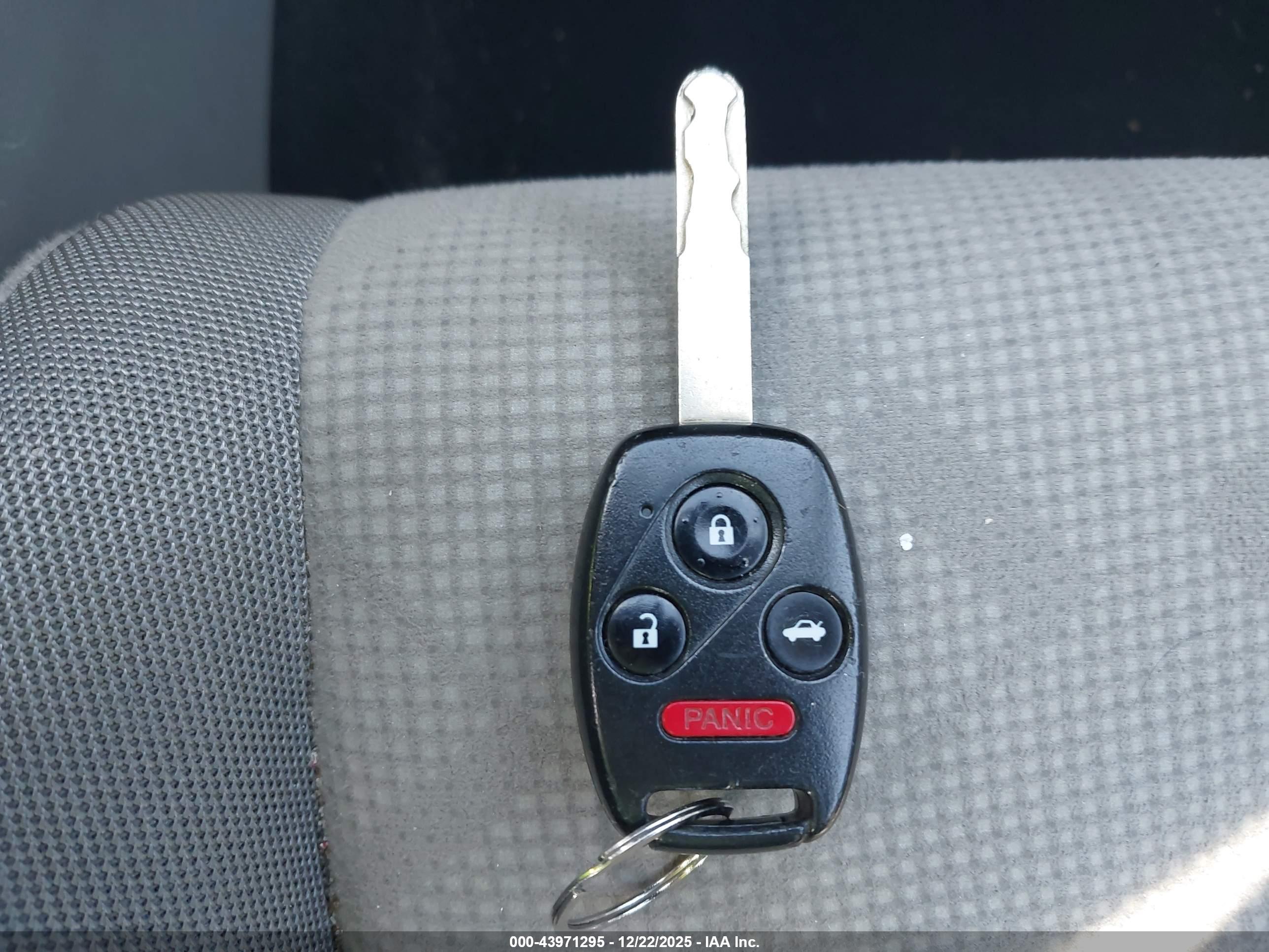 HONDA CIVIC image 11