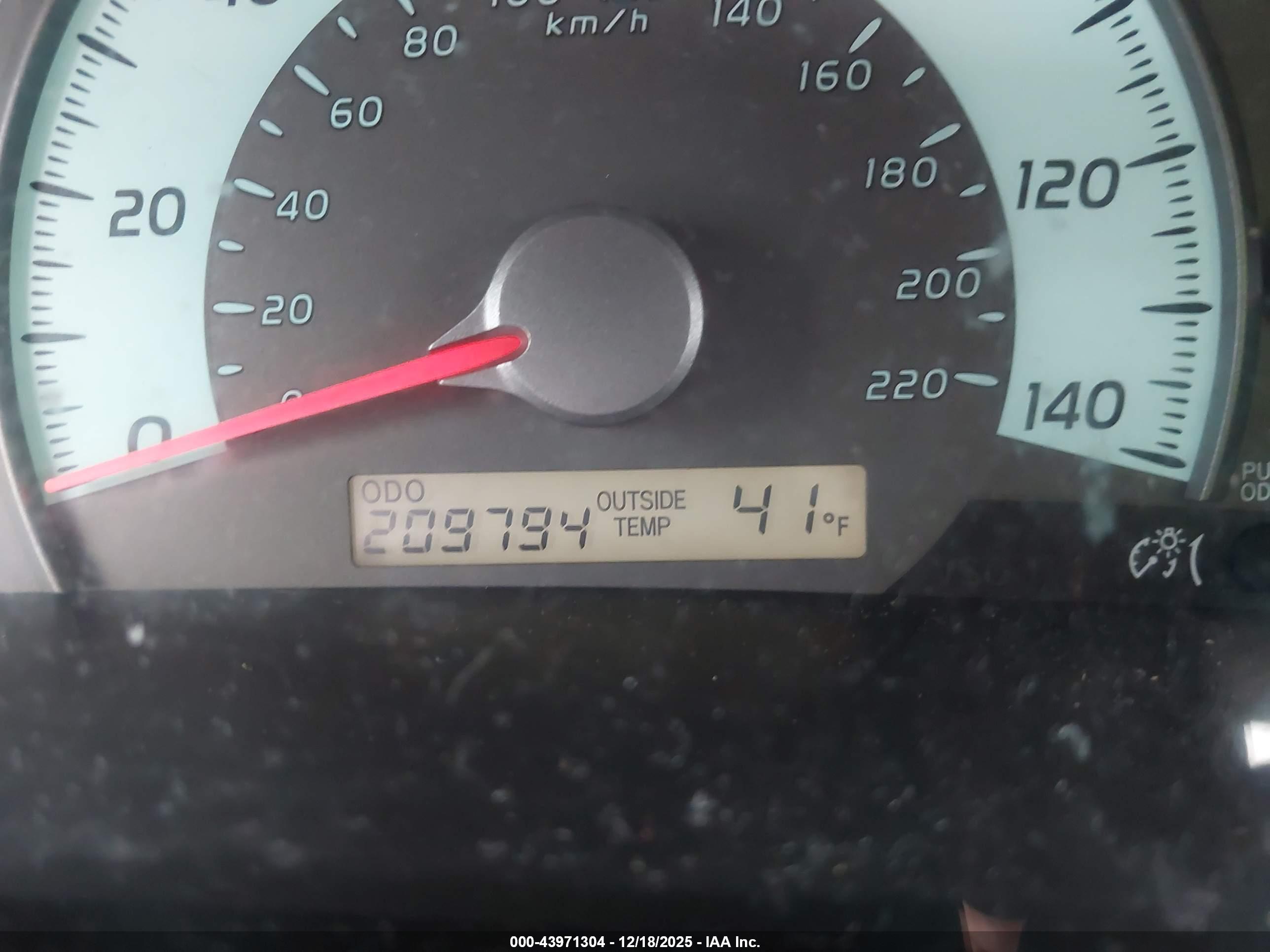 TOYOTA CAMRY image 7