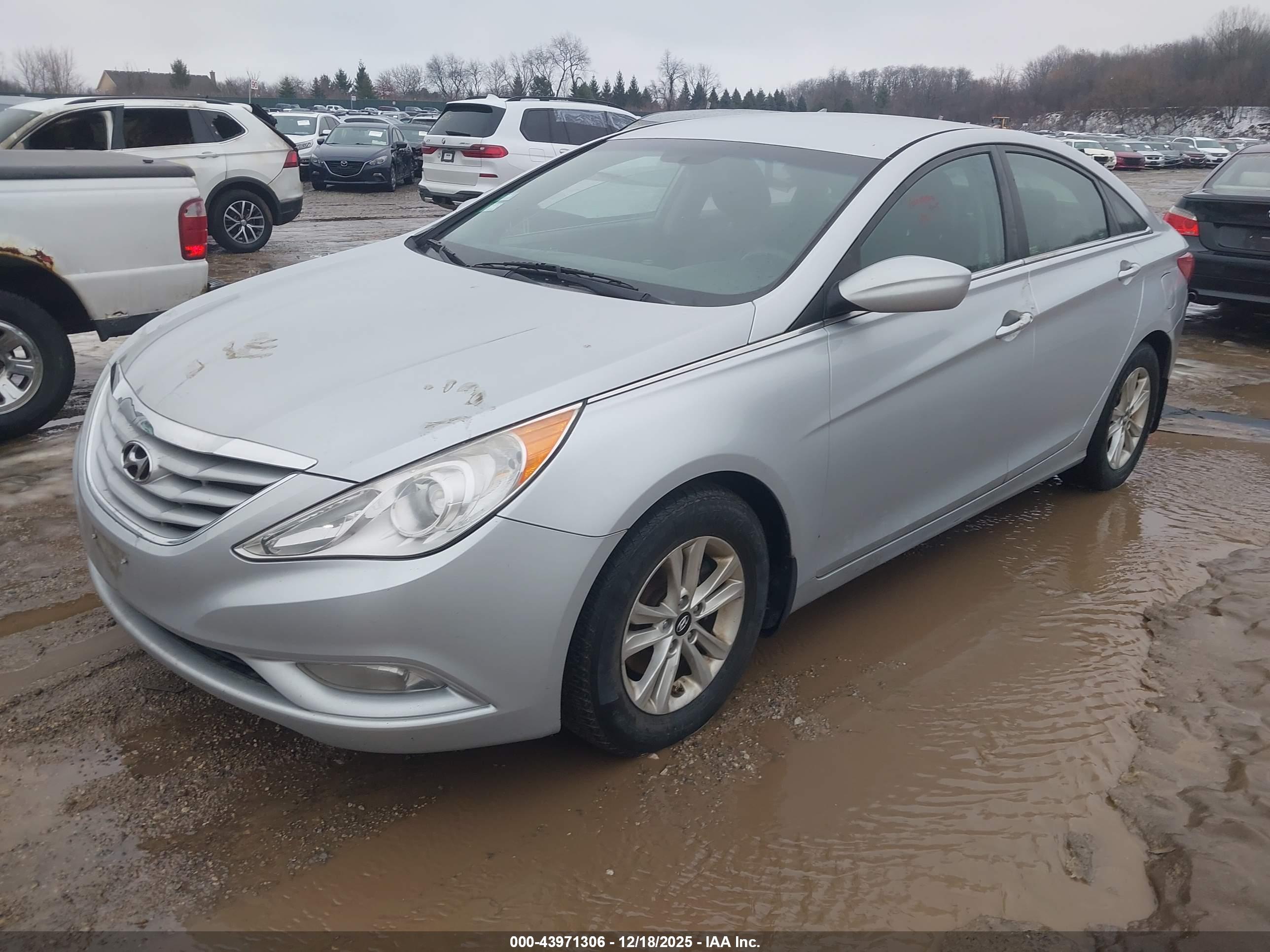HYUNDAI SONATA image 2