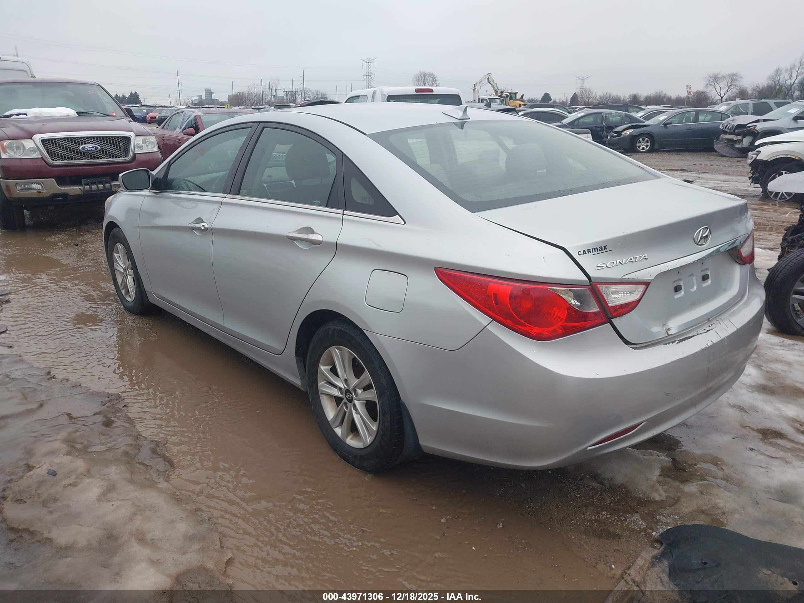 HYUNDAI SONATA image 3