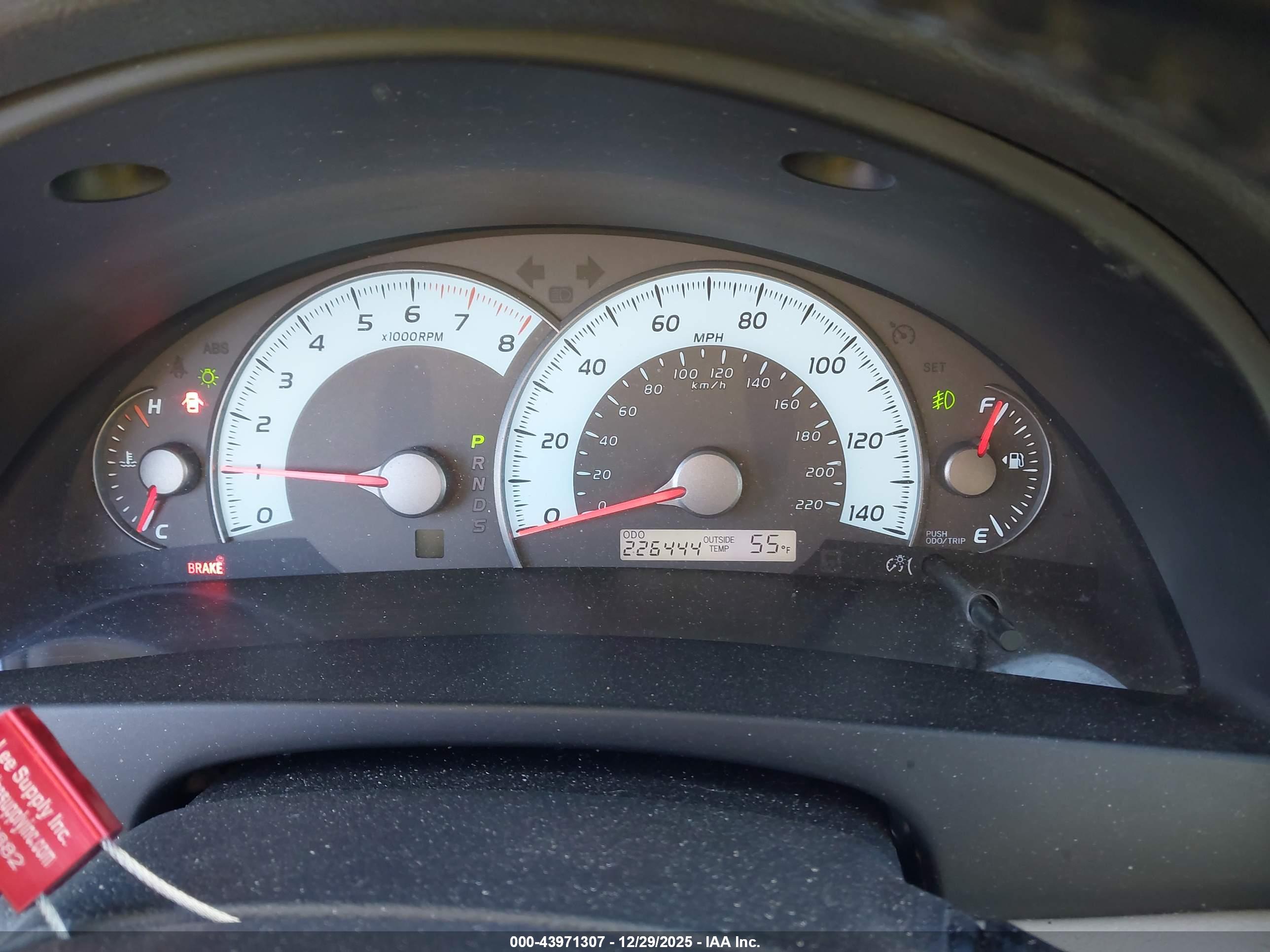 TOYOTA CAMRY image 7