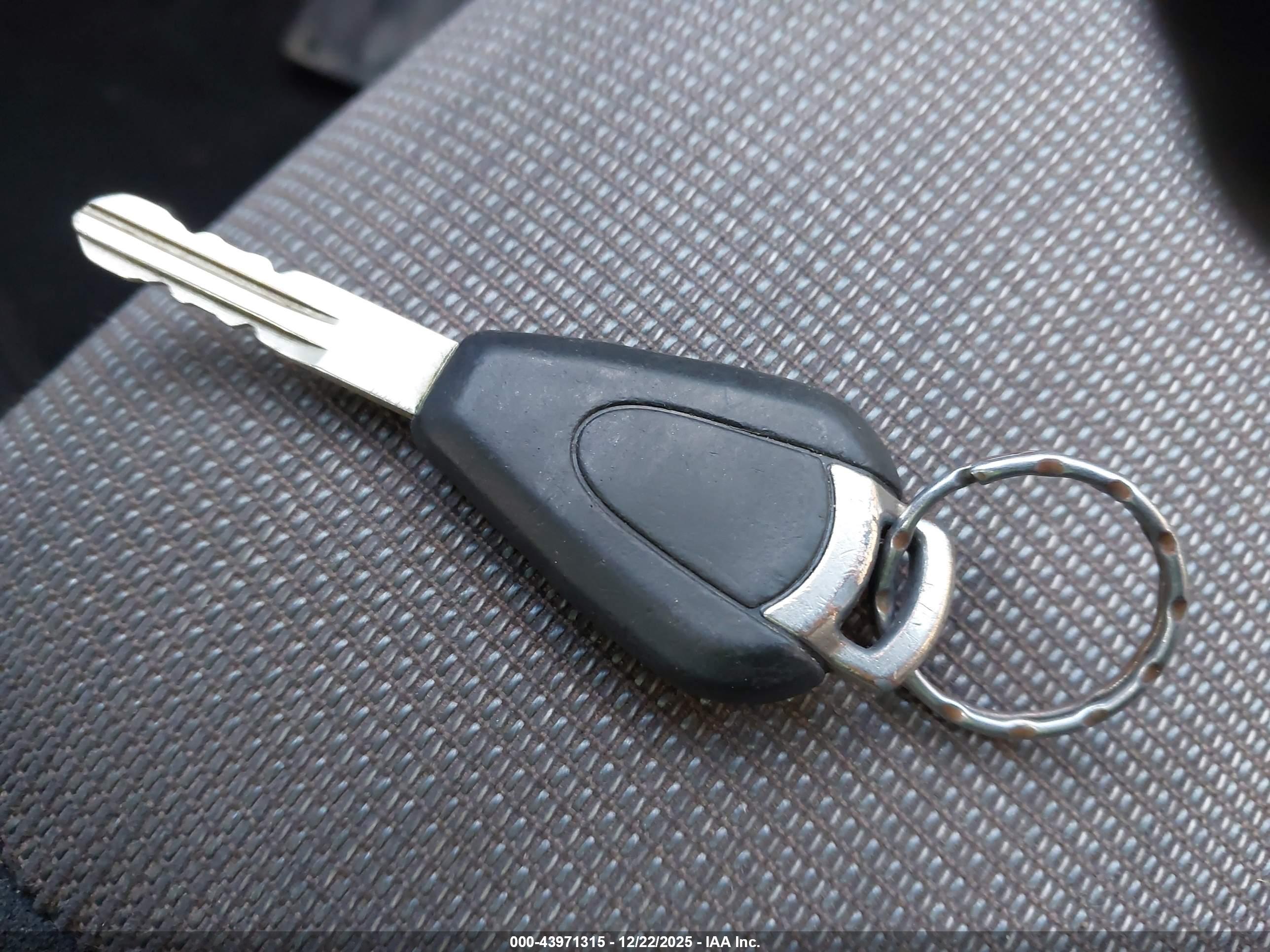 SUBARU LEGACY image 11