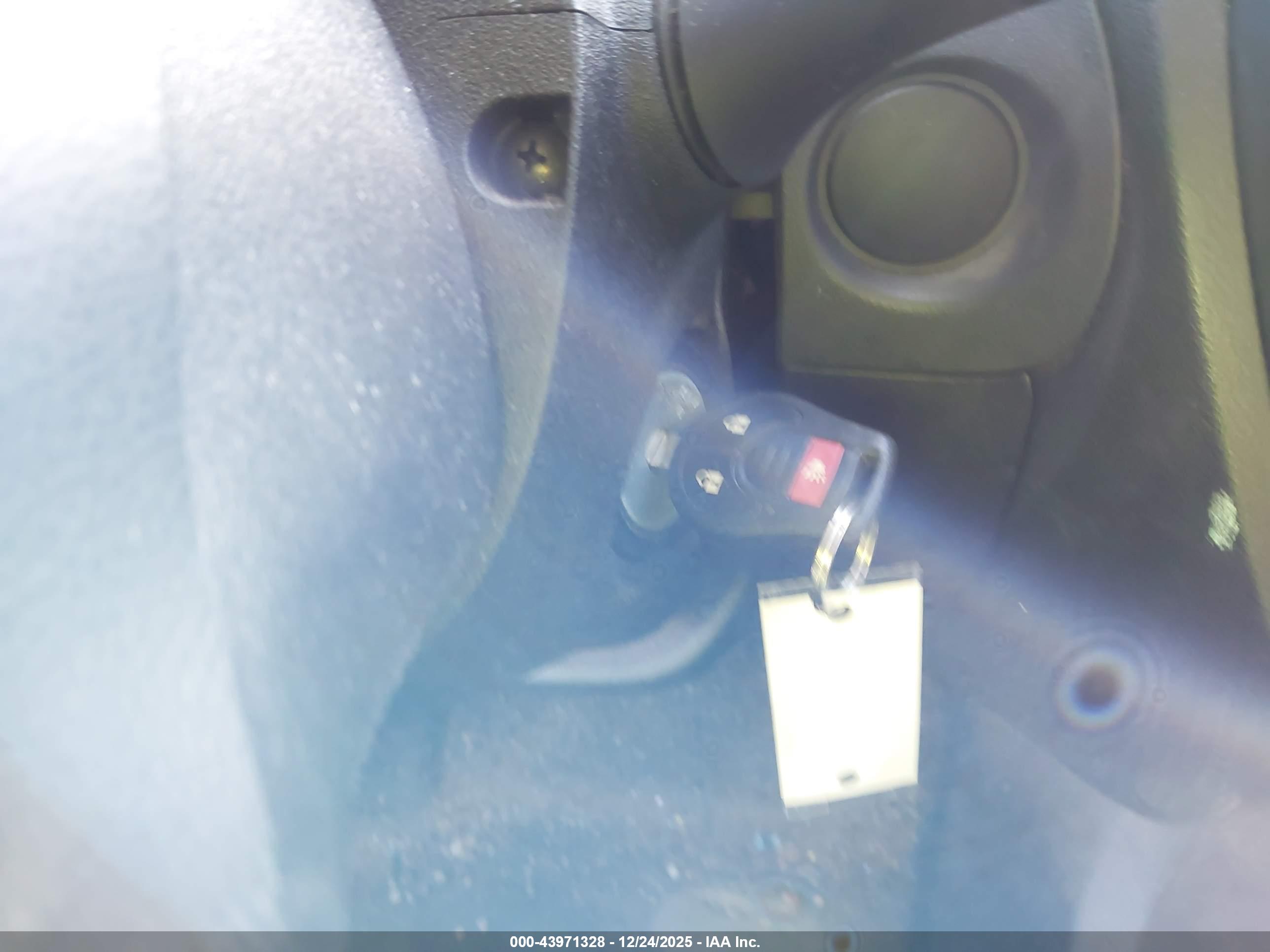 NISSAN JUKE image 11