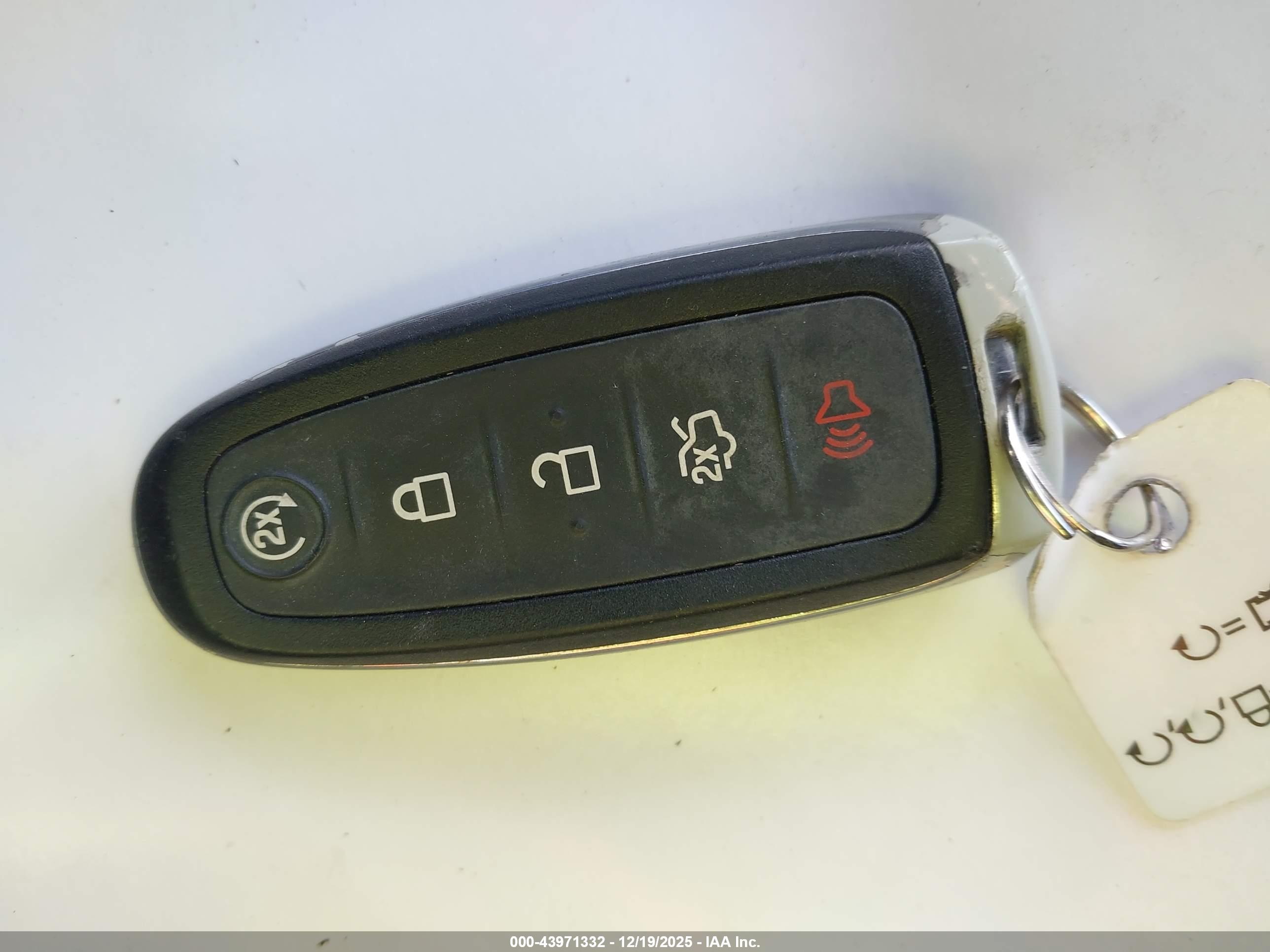 FORD ESCAPE image 11