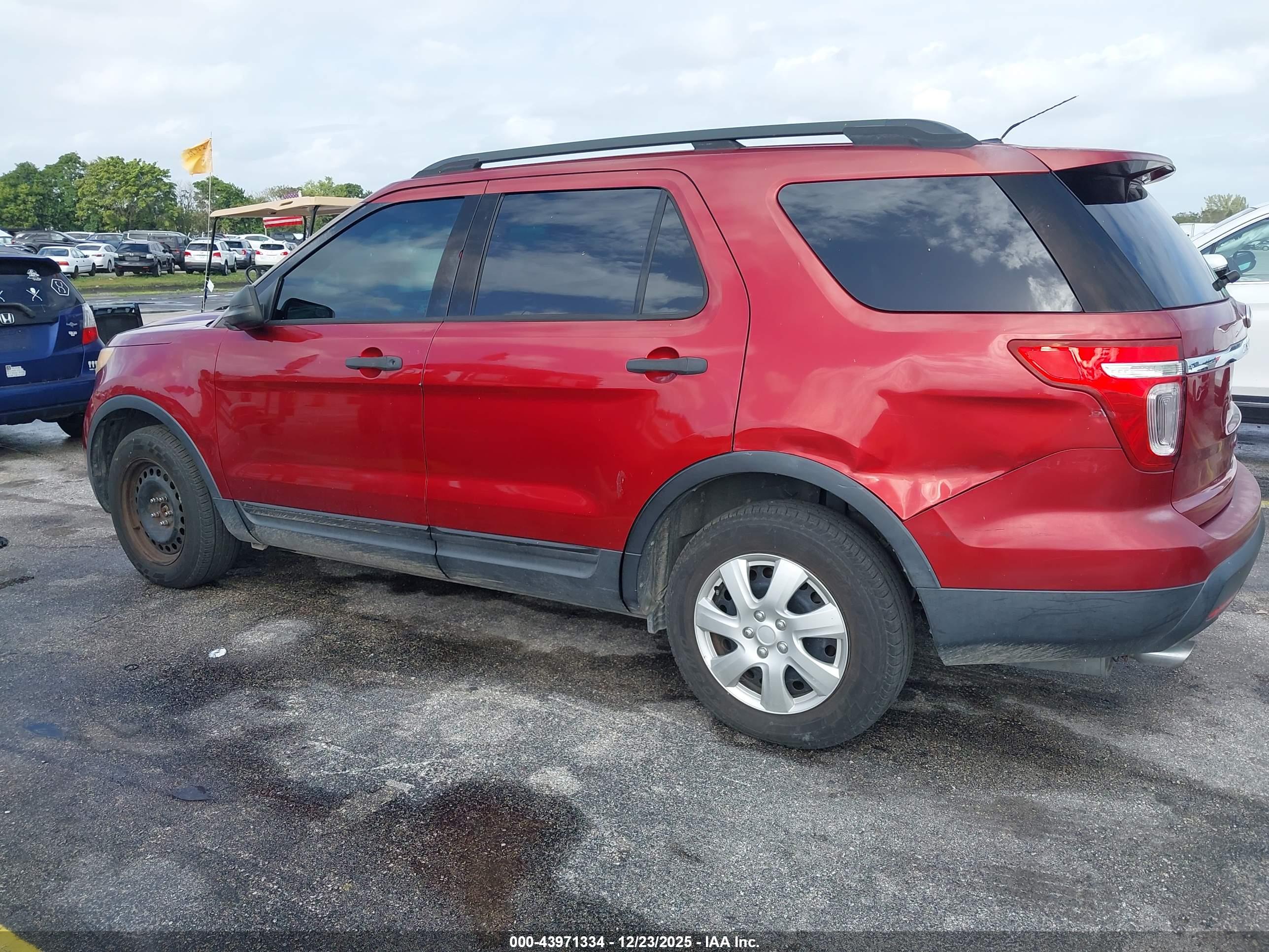FORD EXPLORER image 6