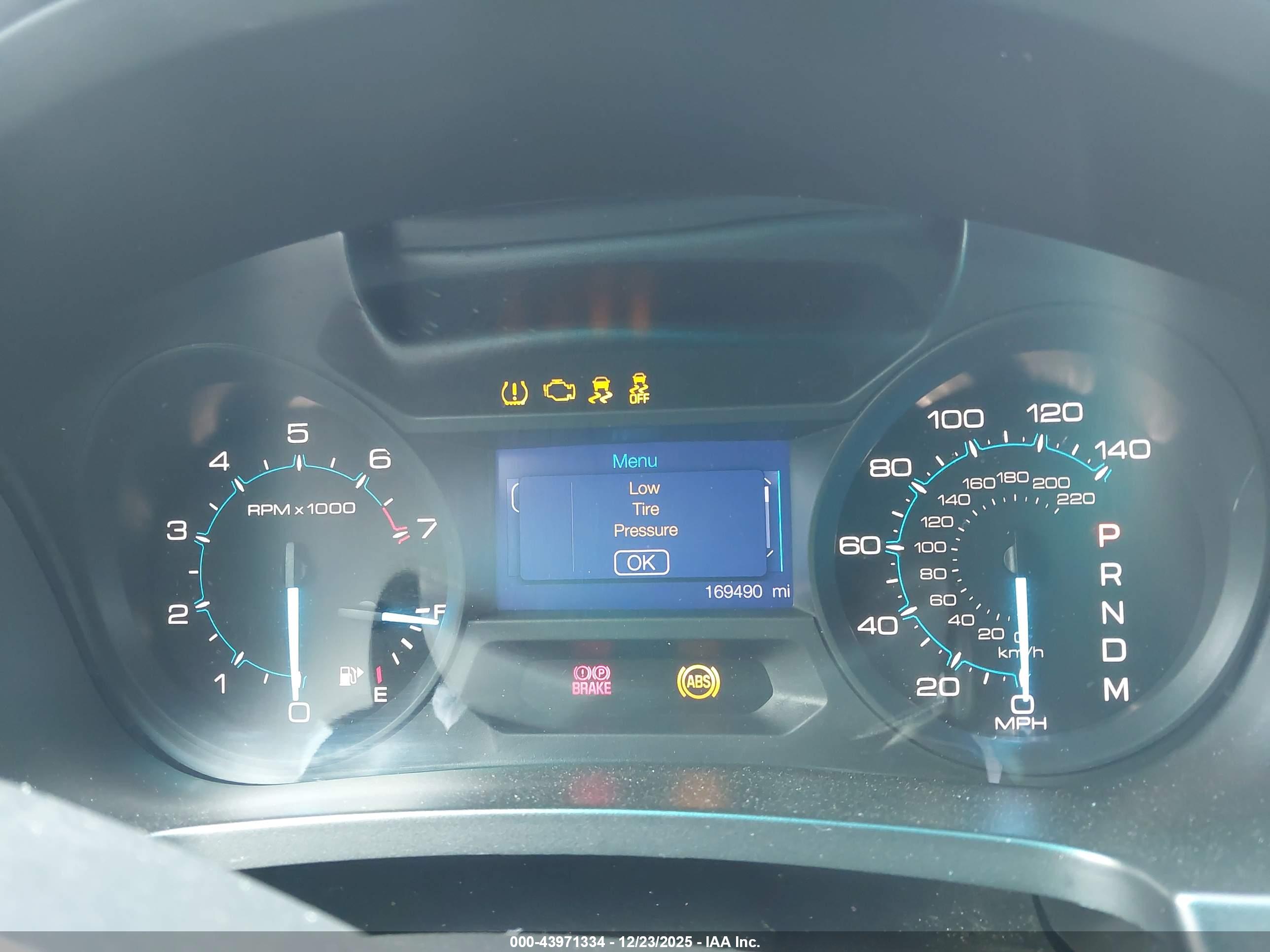 FORD EXPLORER image 7
