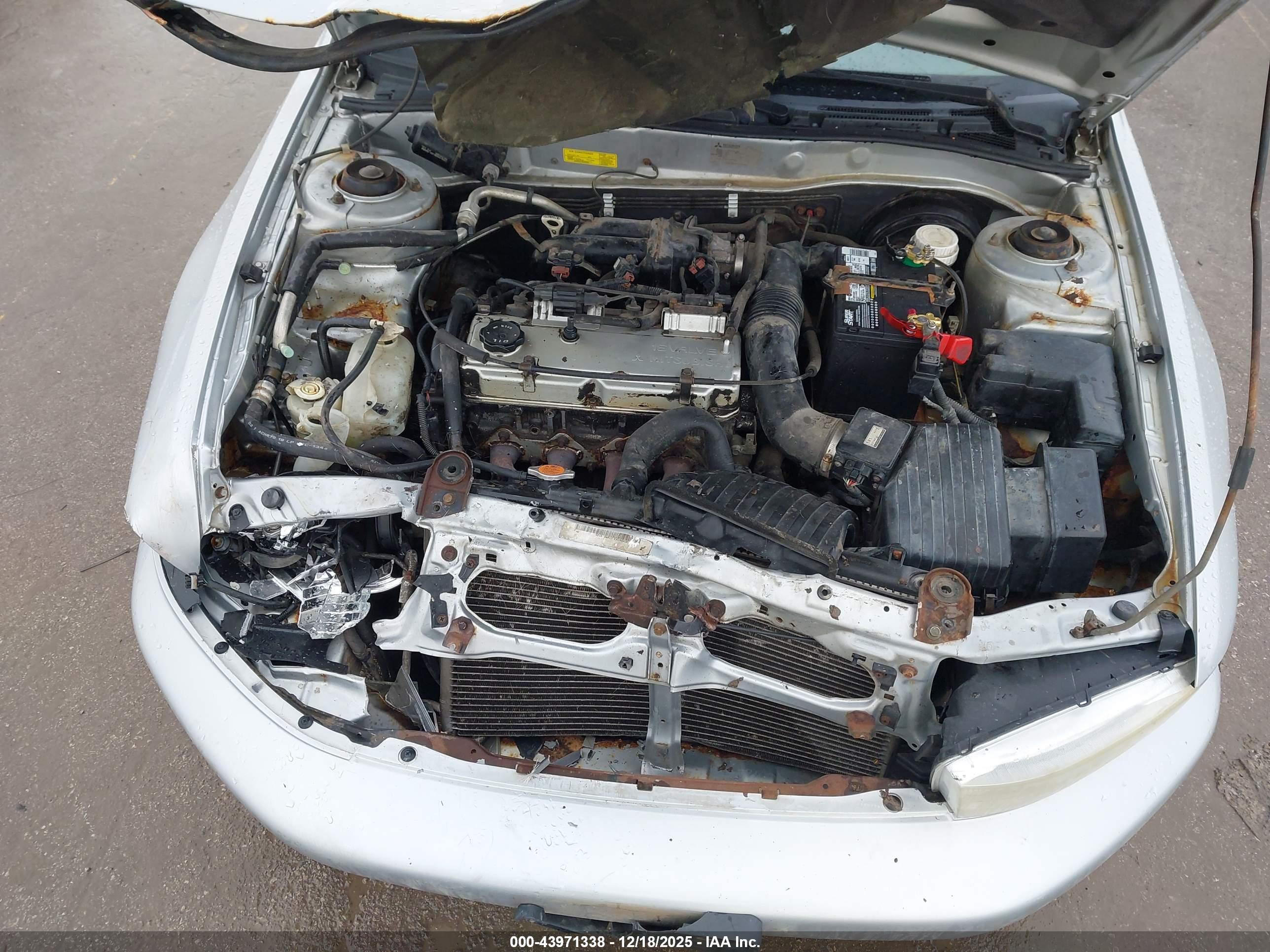 MITSUBISHI GALANT image 10
