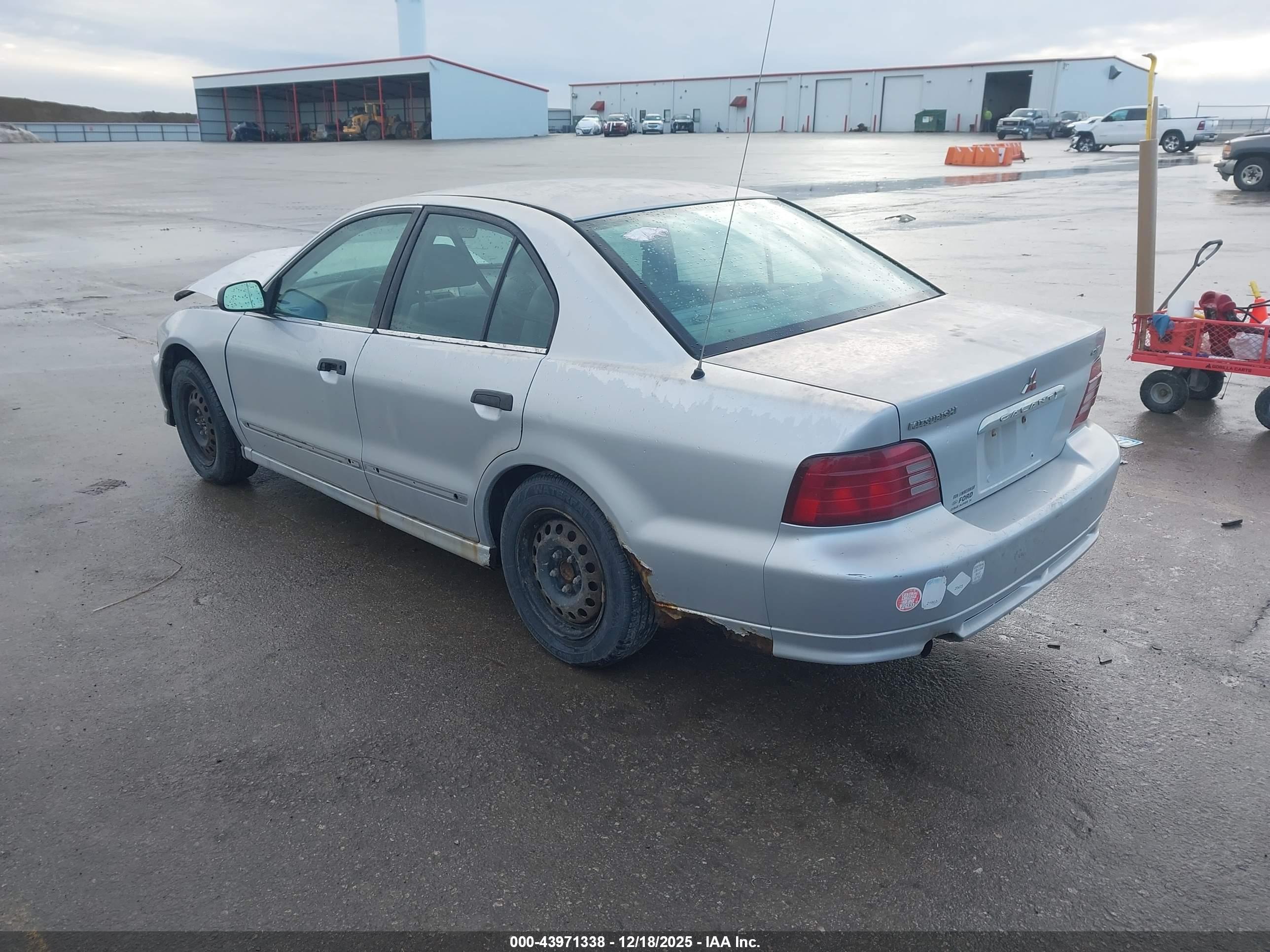 MITSUBISHI GALANT image 3
