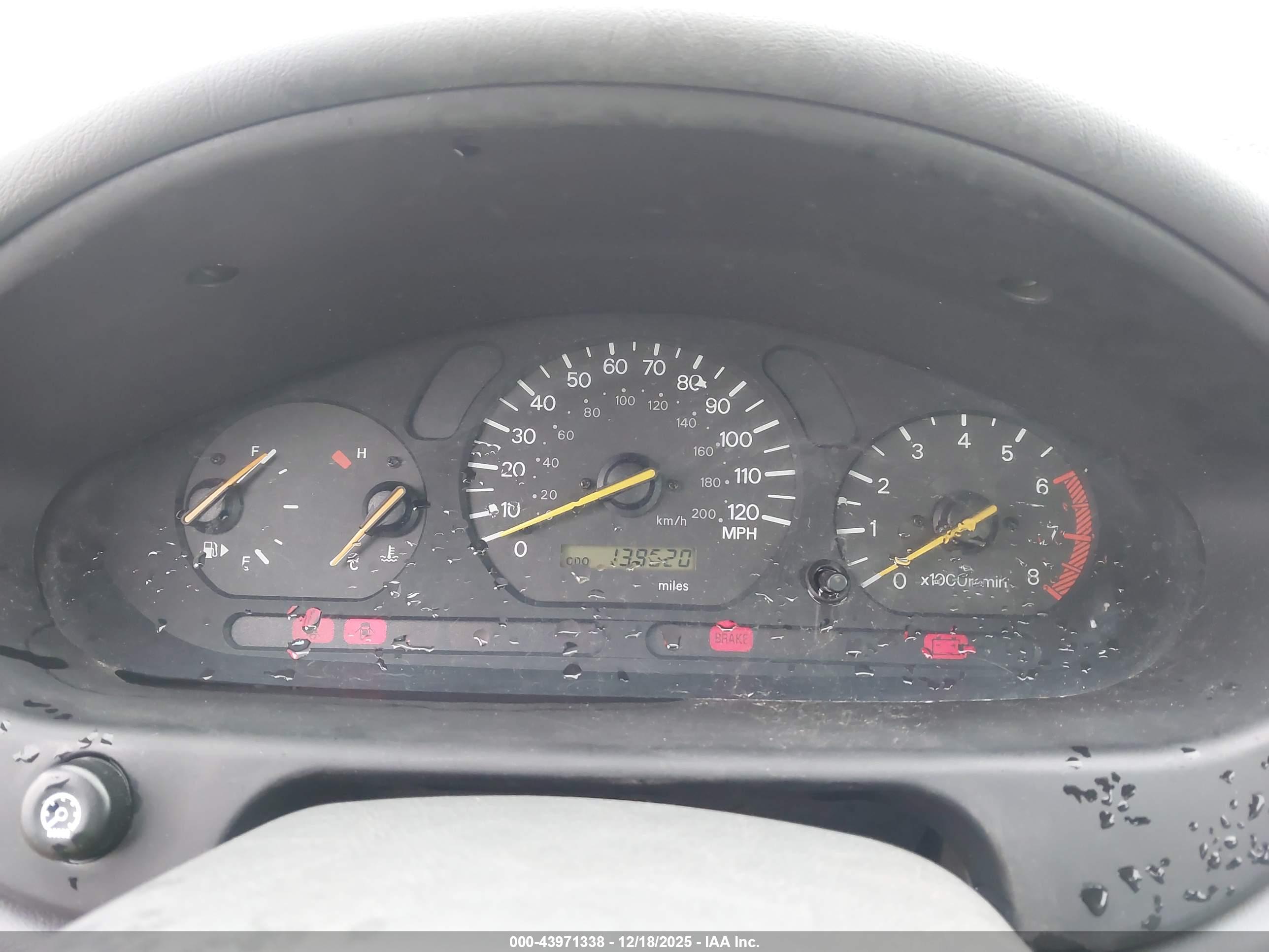 MITSUBISHI GALANT image 7