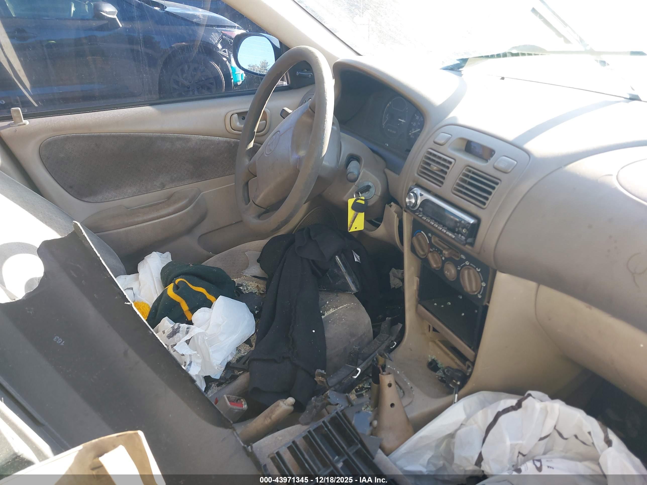 TOYOTA COROLLA image 7