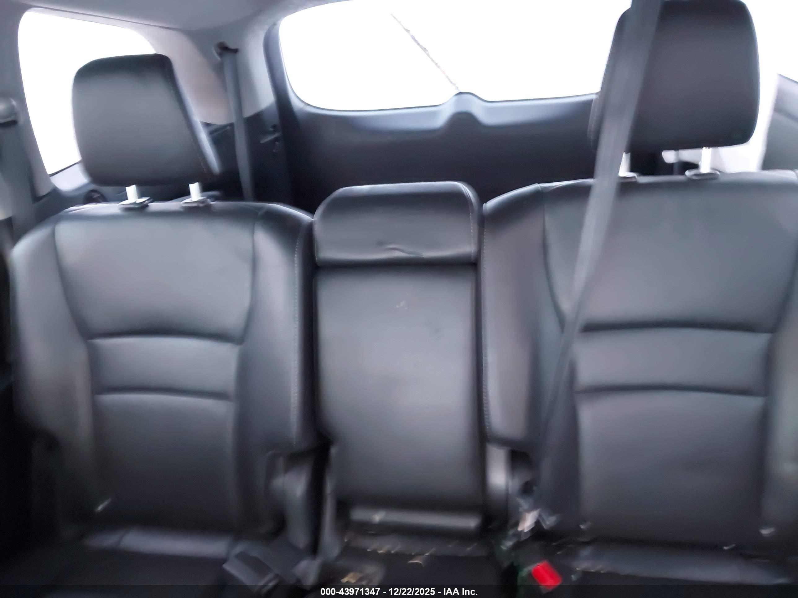 HONDA PILOT image 8
