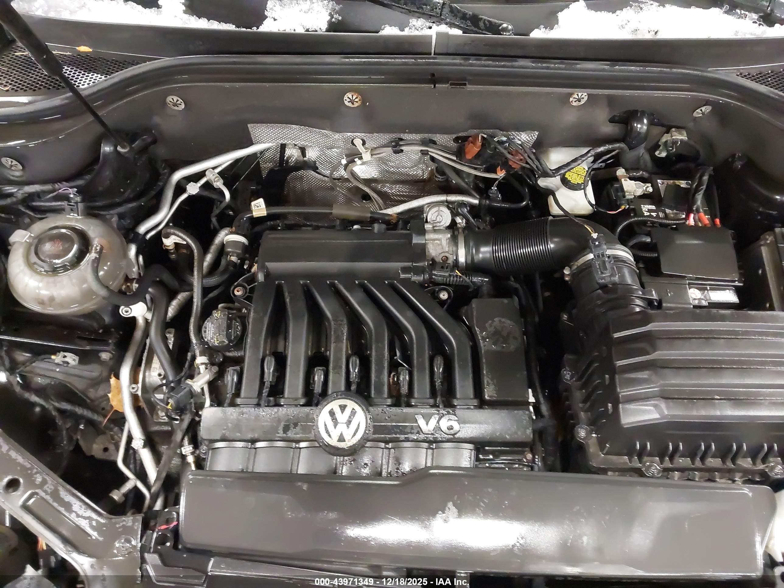 VOLKSWAGEN ATLAS image 10
