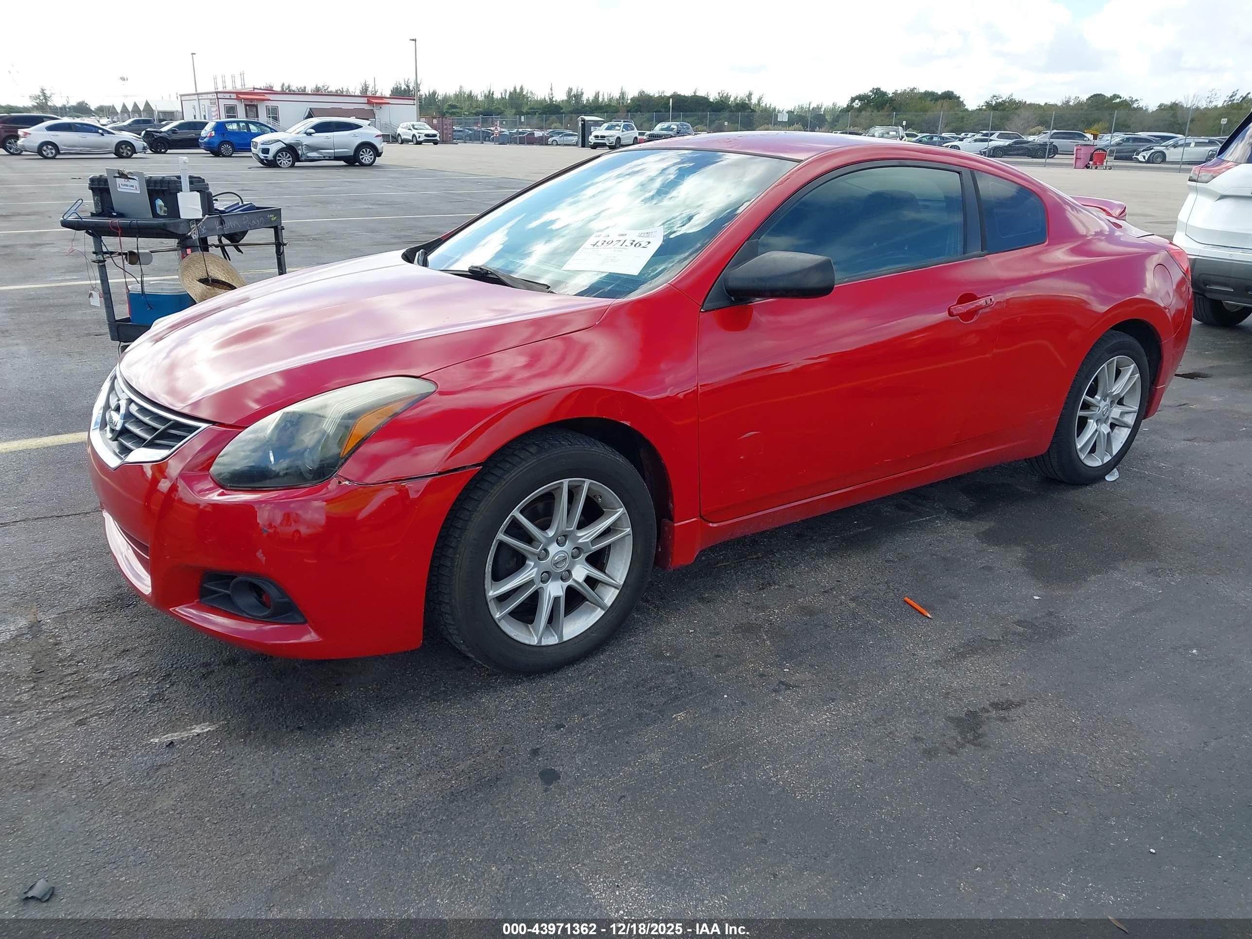 NISSAN ALTIMA image 2