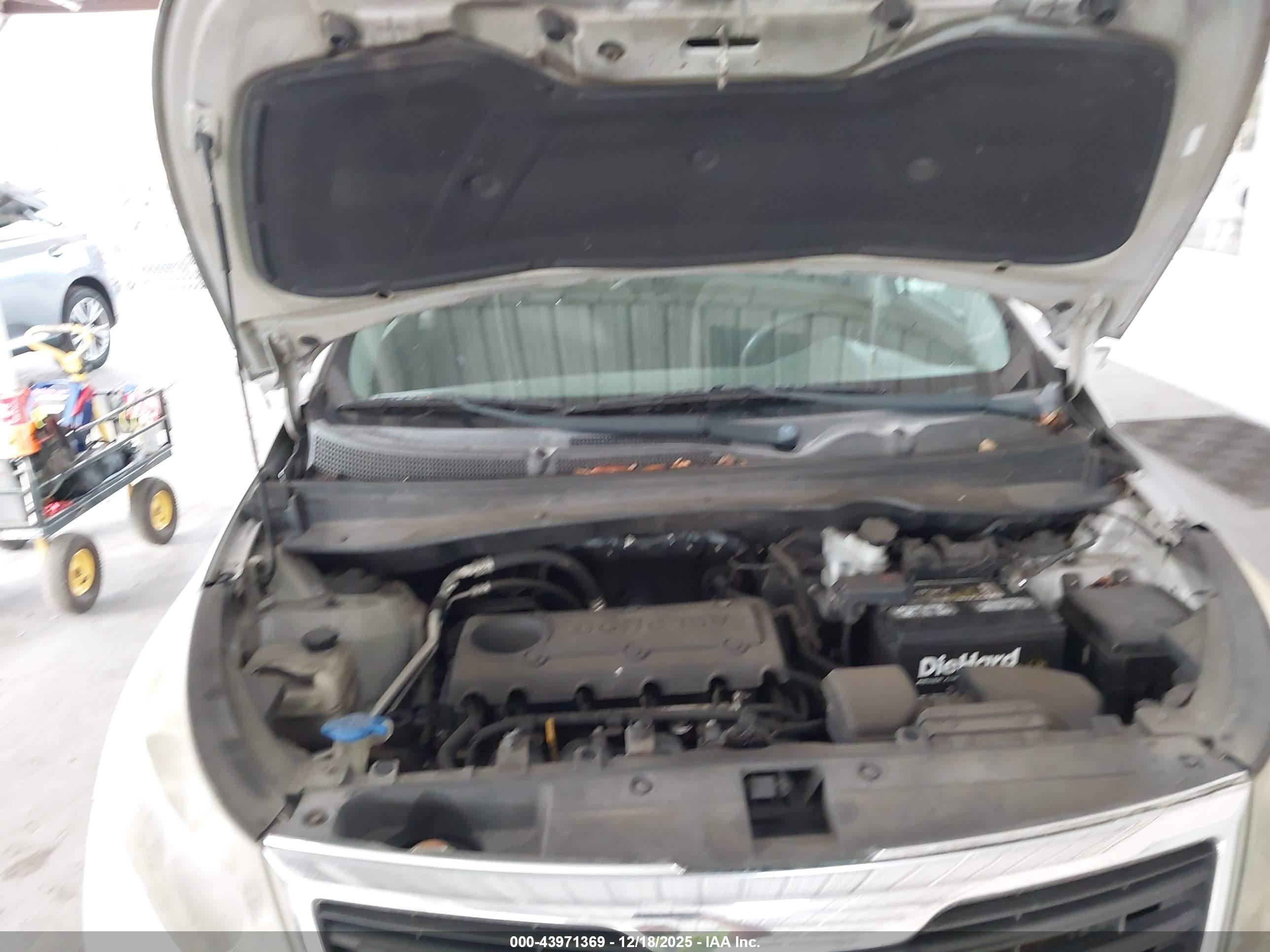 KIA SPORTAGE image 10