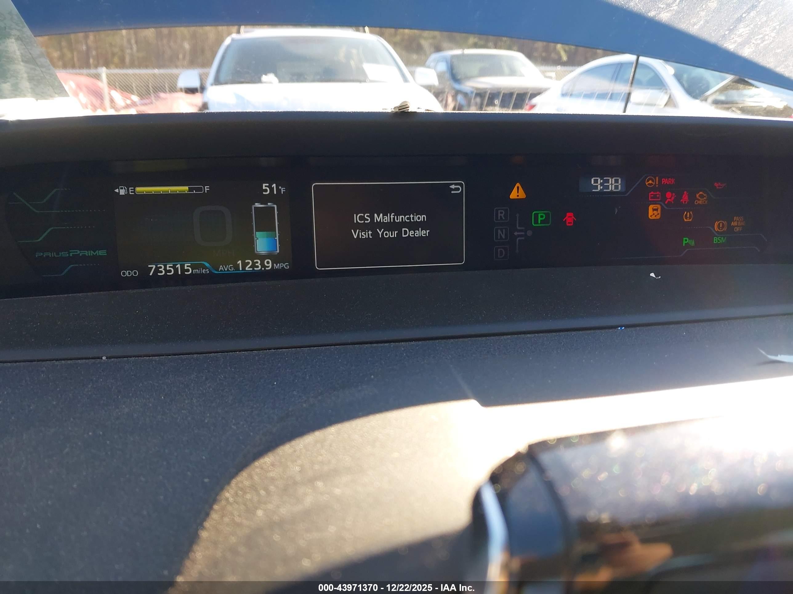 TOYOTA PRIUS image 7