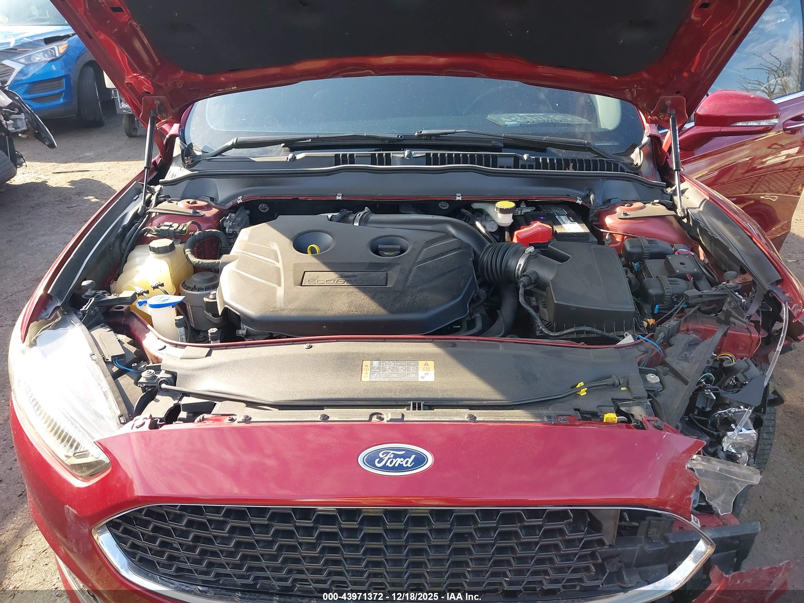 FORD FUSION image 10