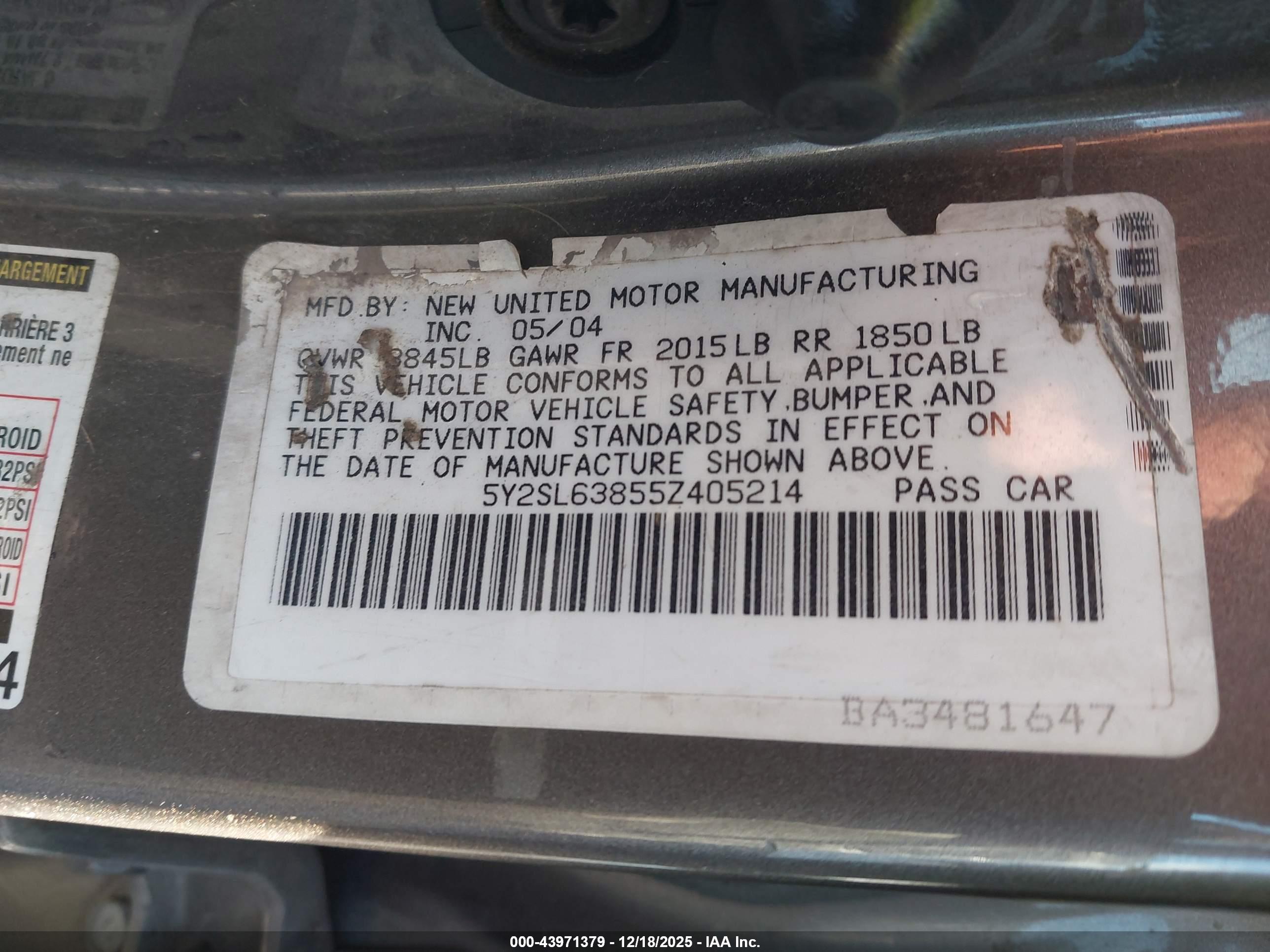 PONTIAC VIBE image 9