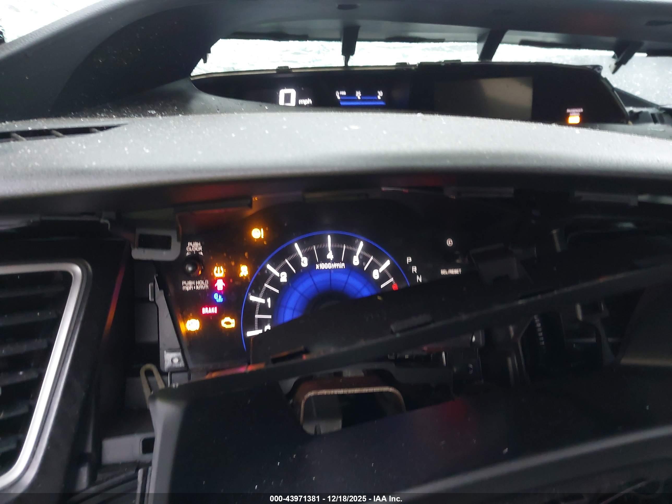 HONDA CIVIC image 7
