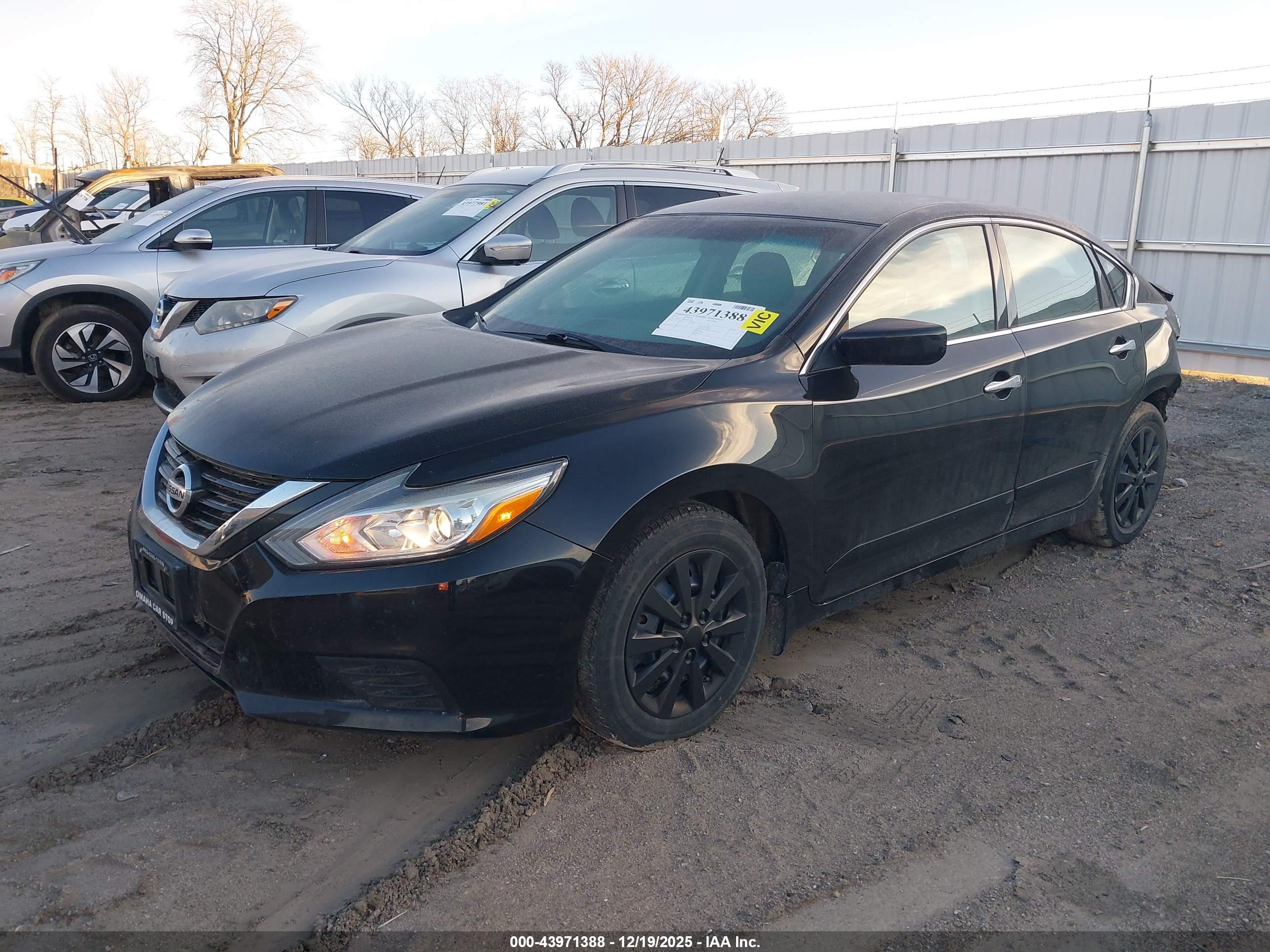 NISSAN ALTIMA image 2