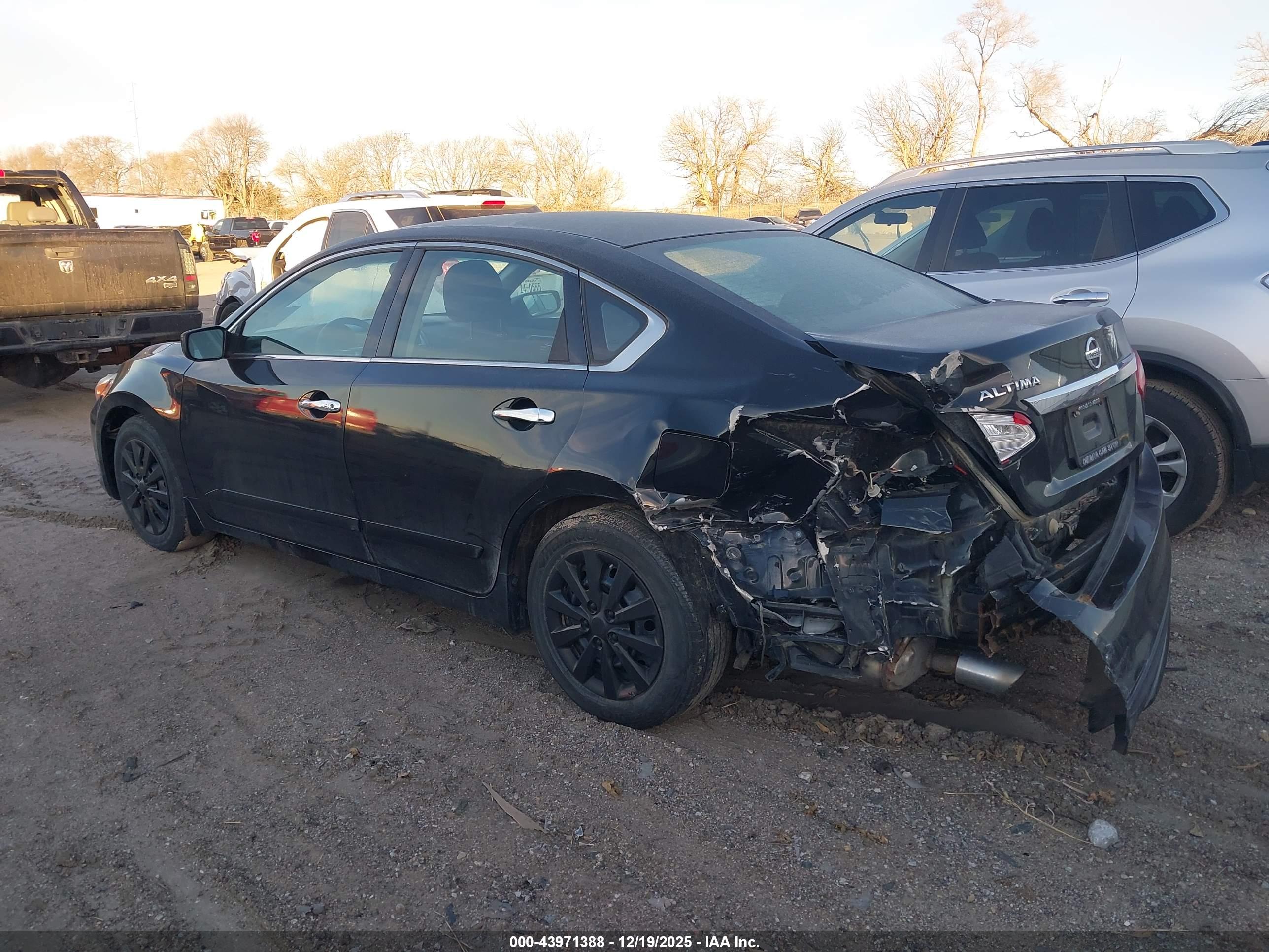 NISSAN ALTIMA image 3