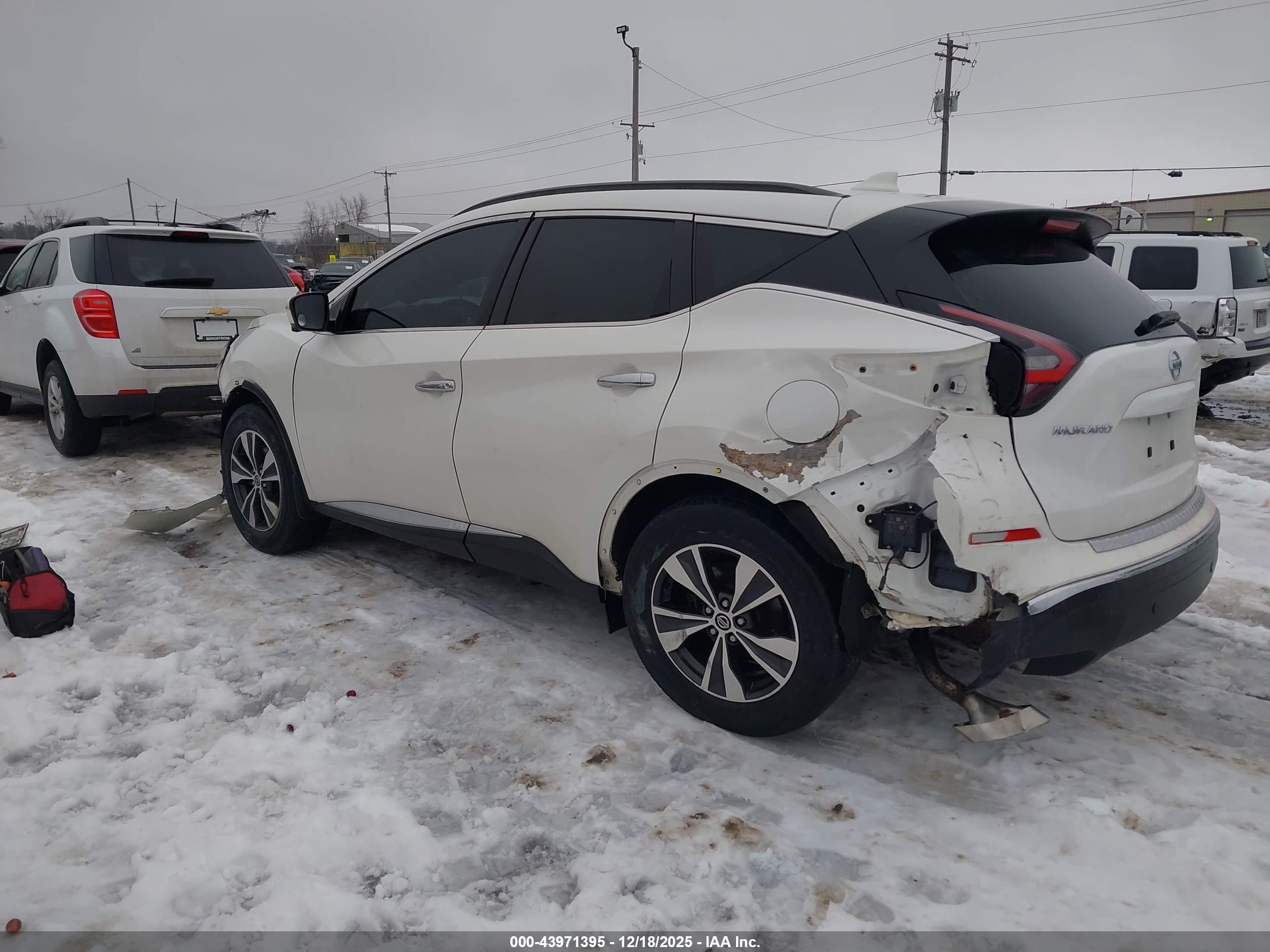 NISSAN MURANO image 3