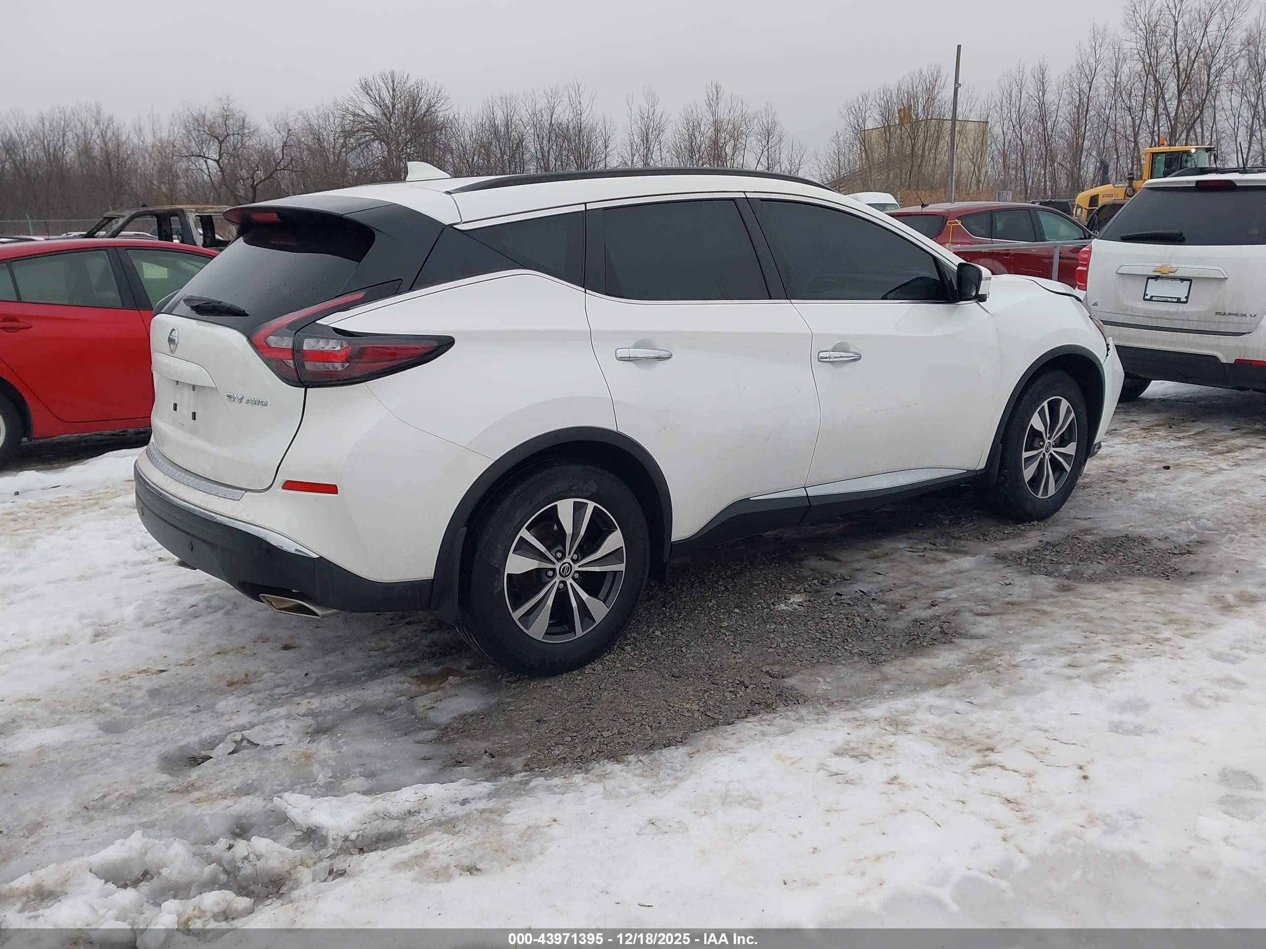 NISSAN MURANO image 4