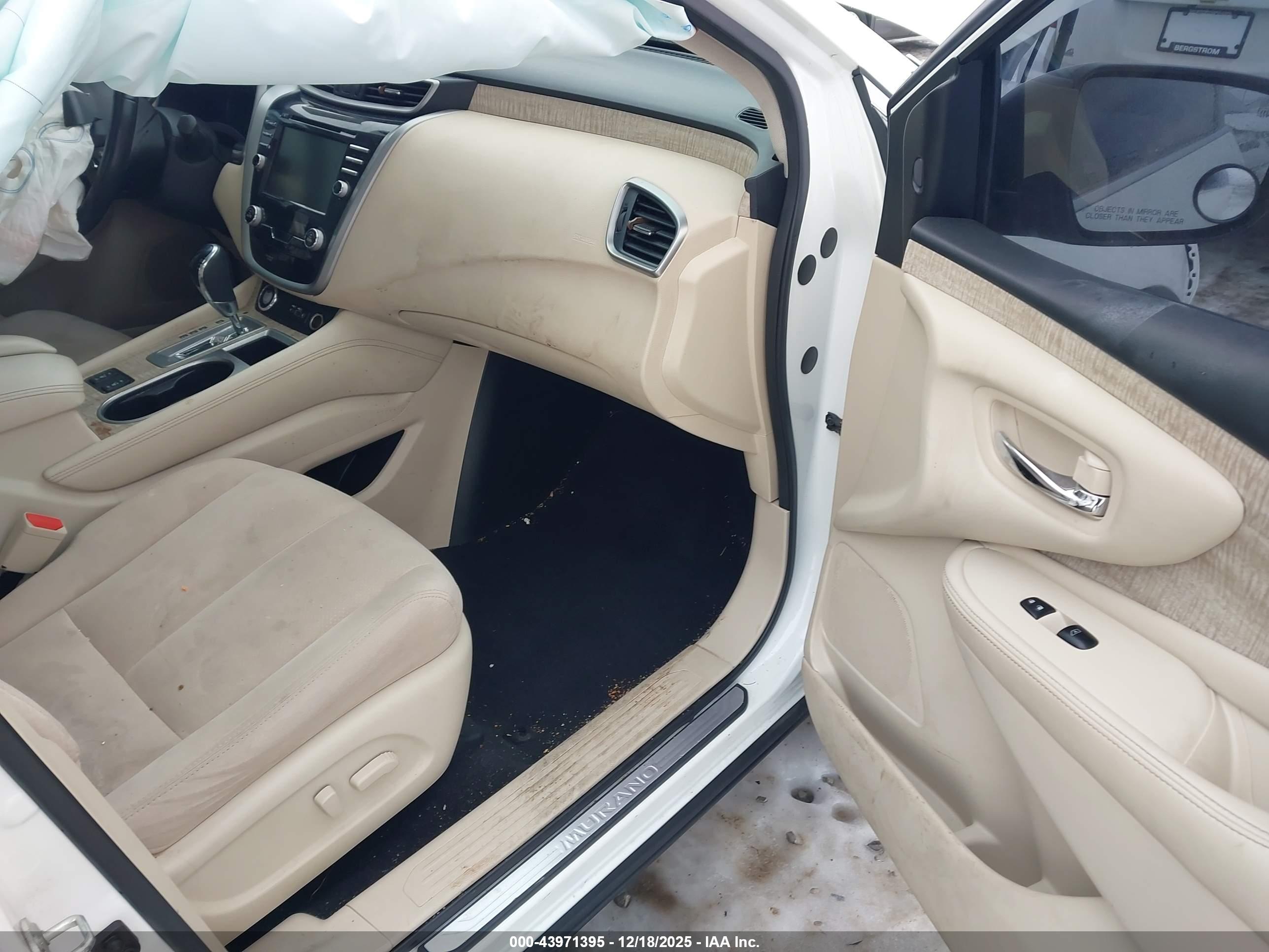 NISSAN MURANO image 5