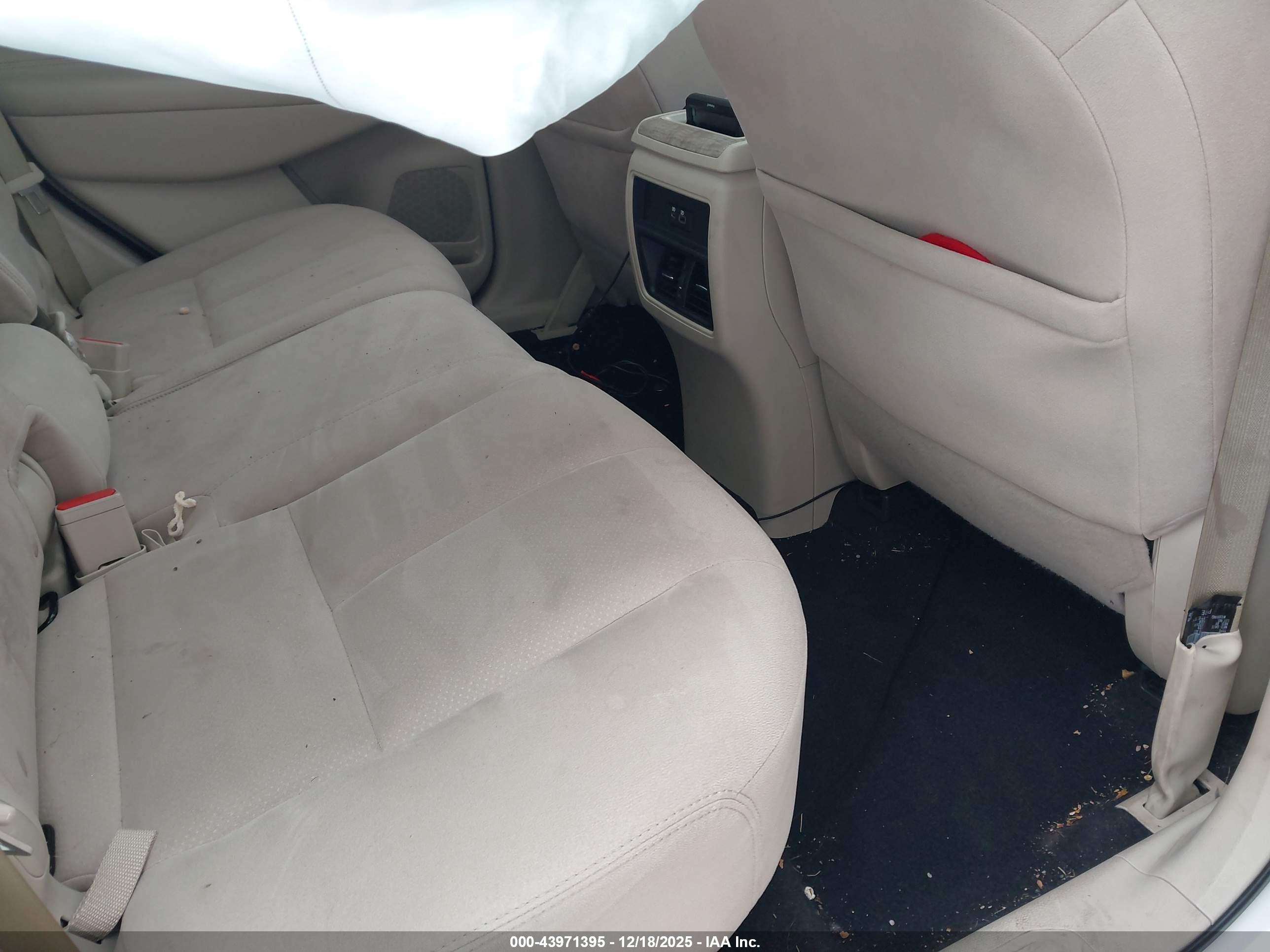 NISSAN MURANO image 8