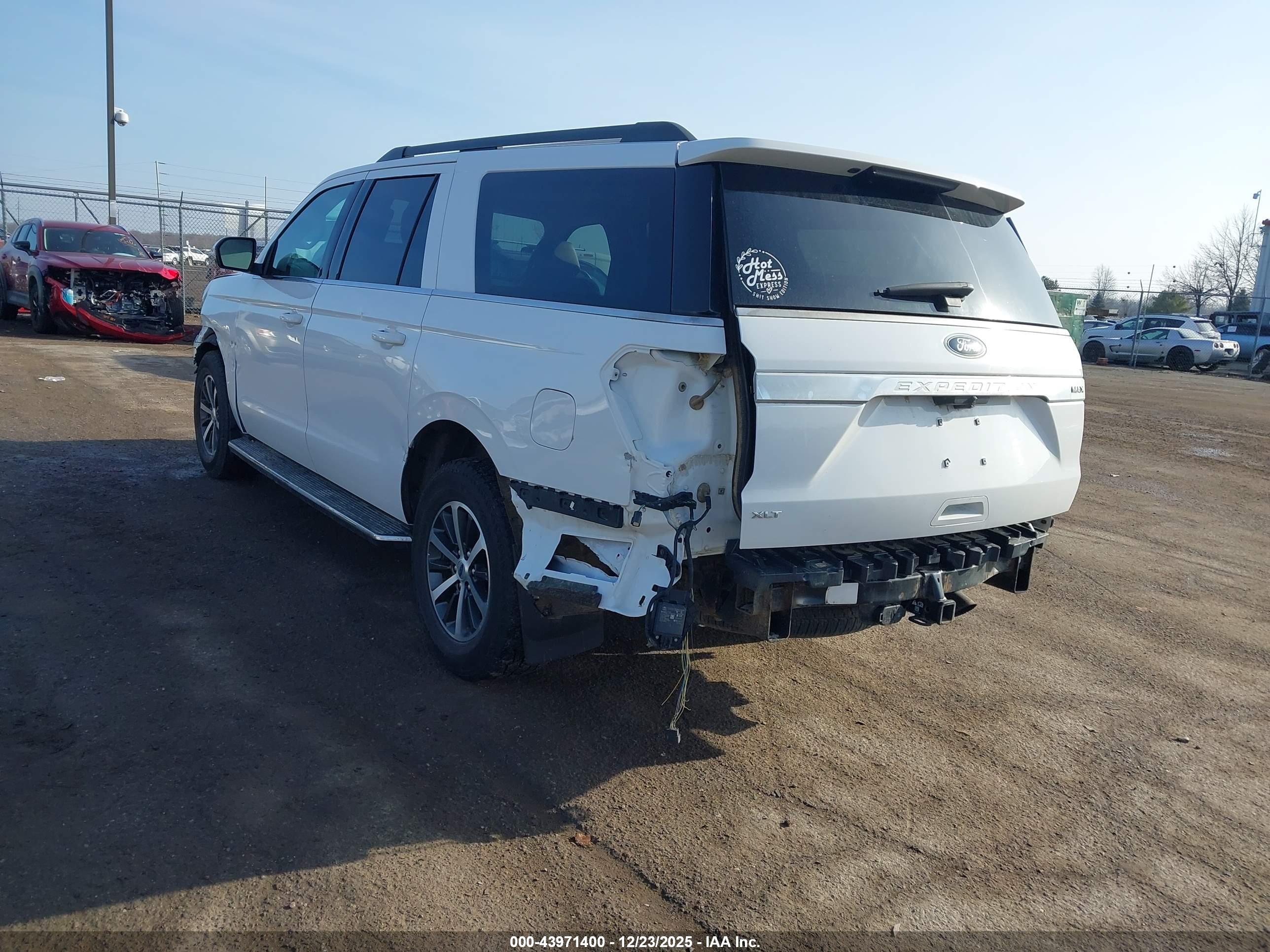 FORD EXPEDITION image 3