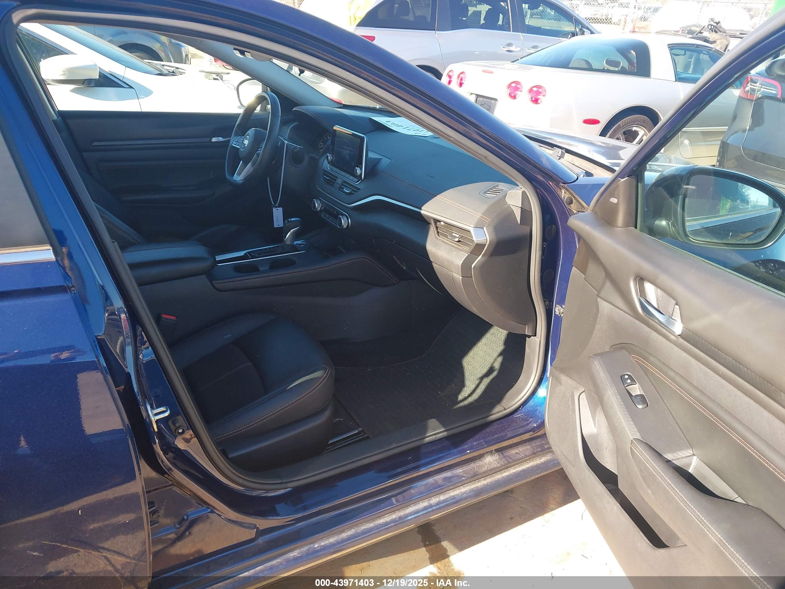 NISSAN ALTIMA image 5