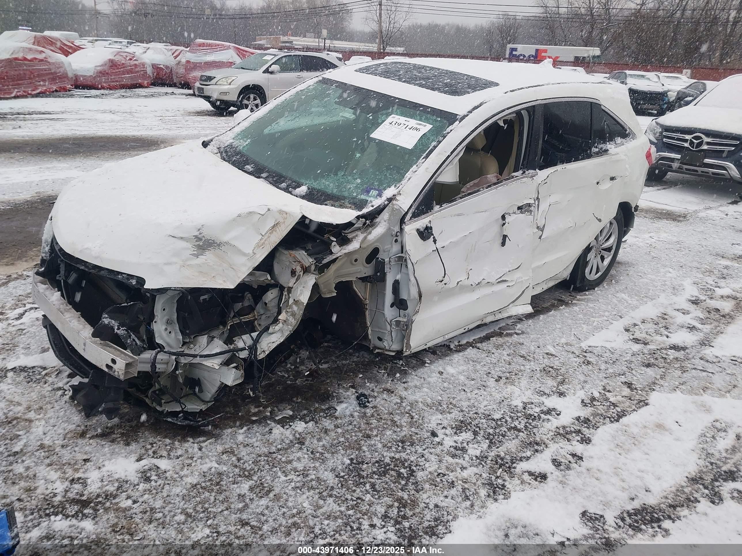 ACURA RDX image 2