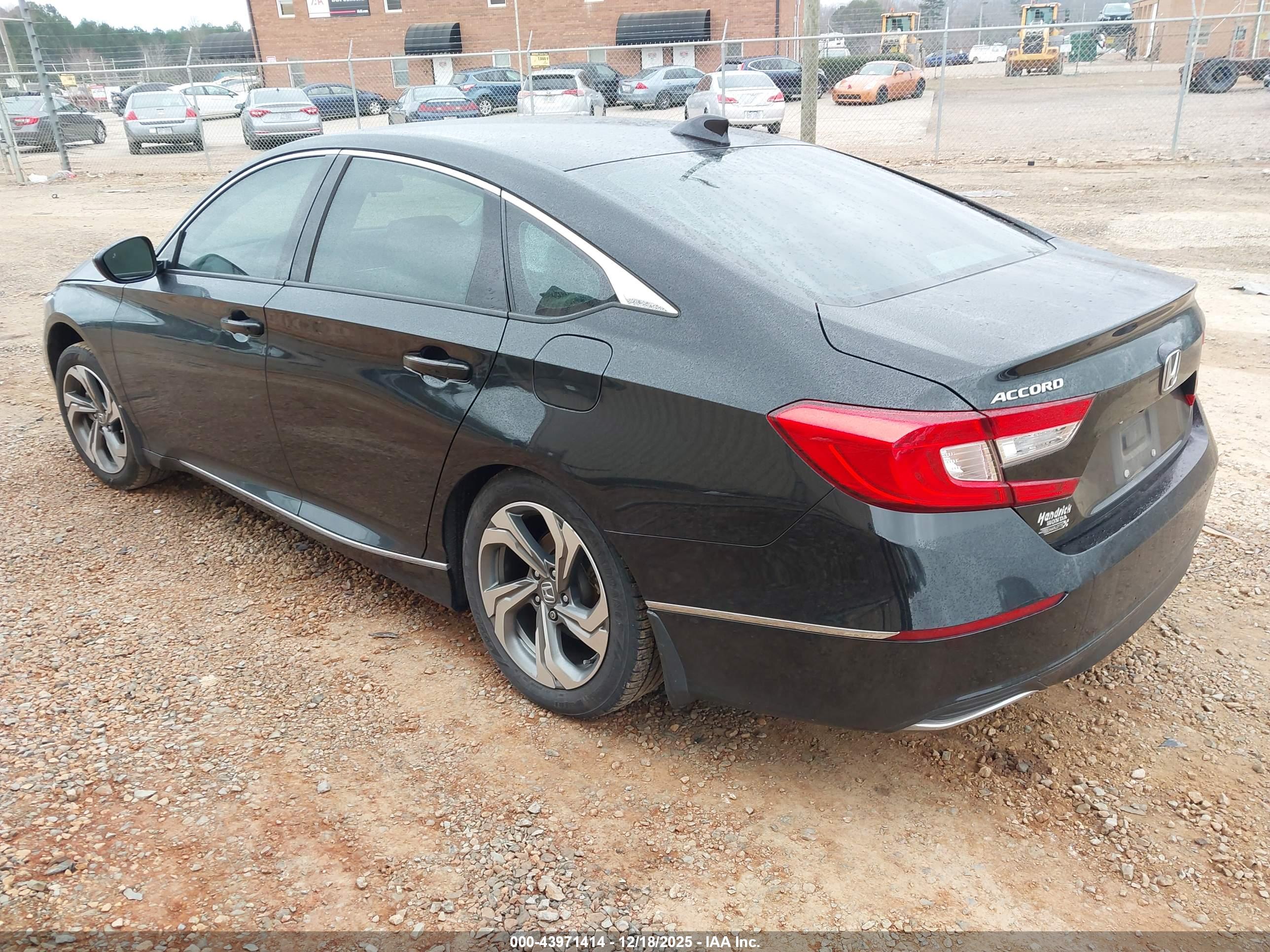 HONDA ACCORD image 3
