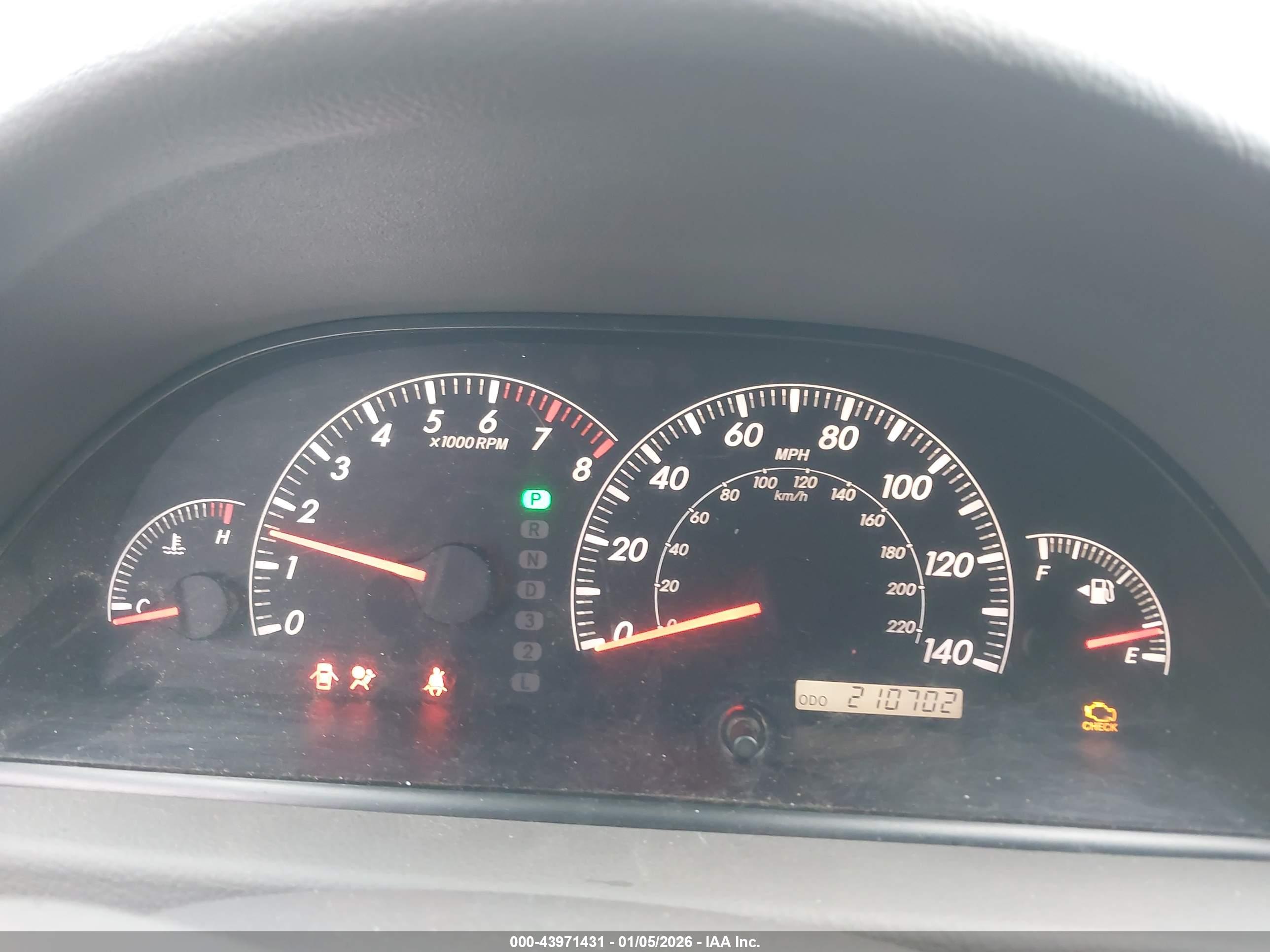 TOYOTA CAMRY image 7