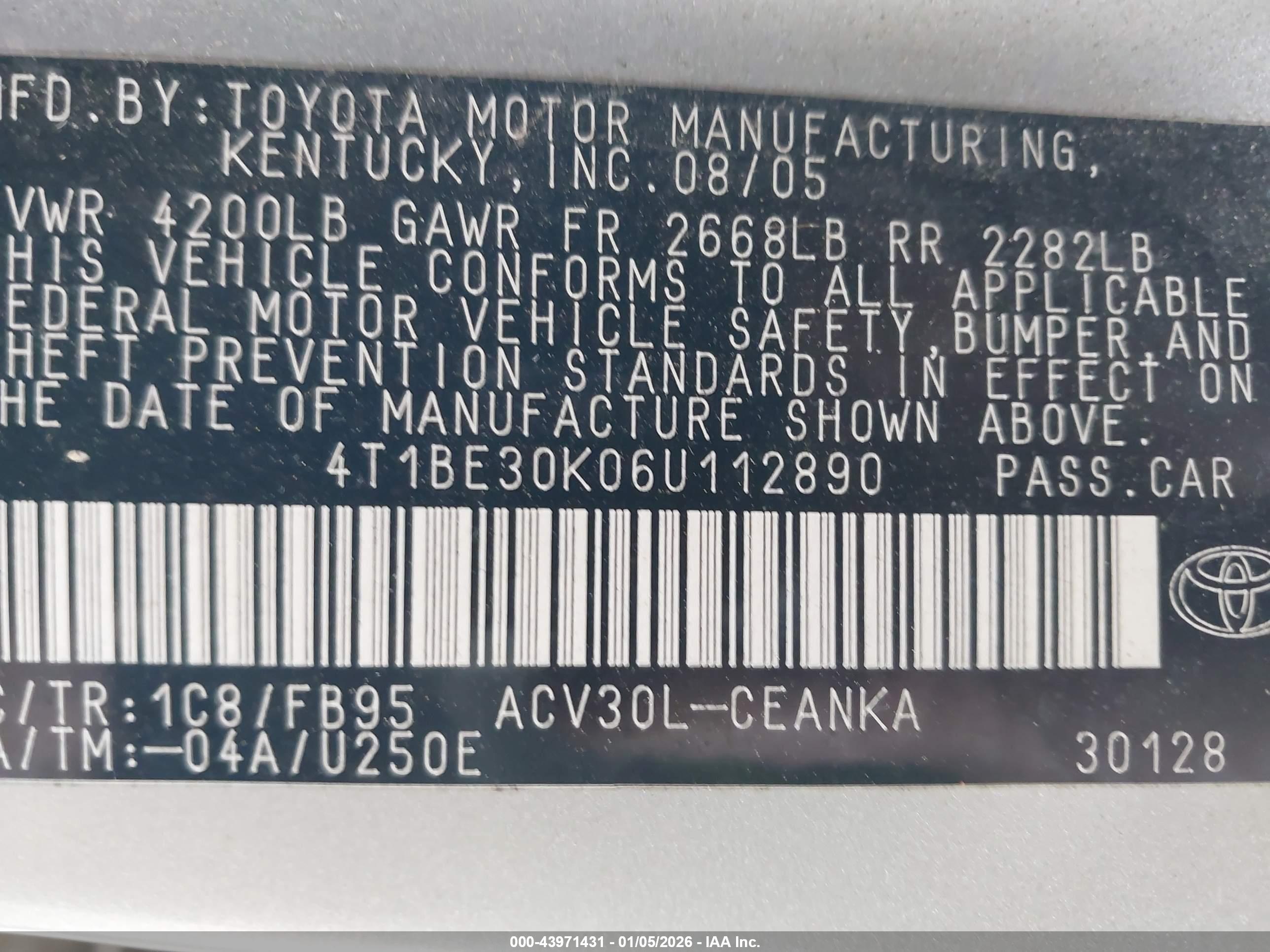 TOYOTA CAMRY image 9