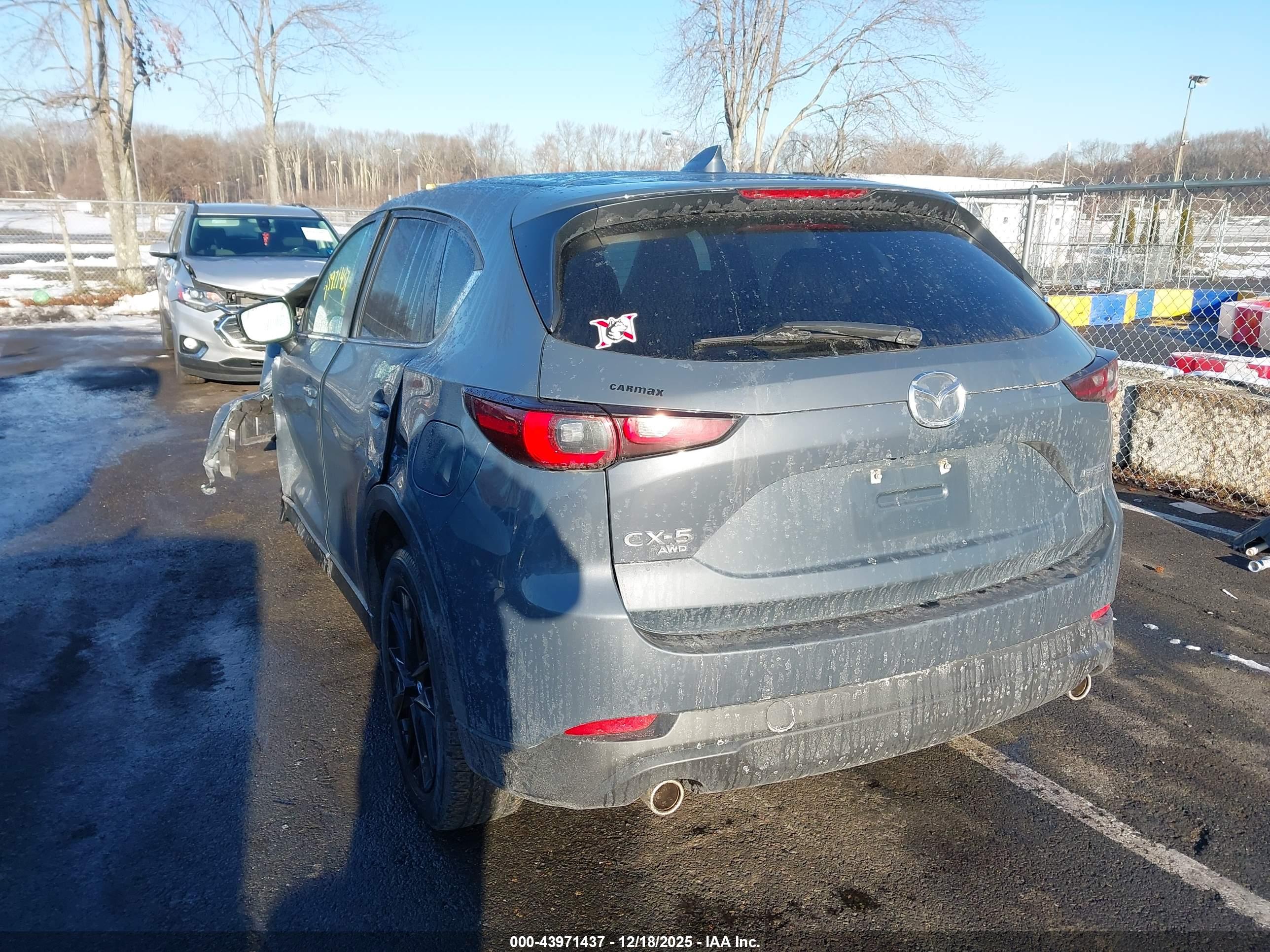 MAZDA CX-5 image 3