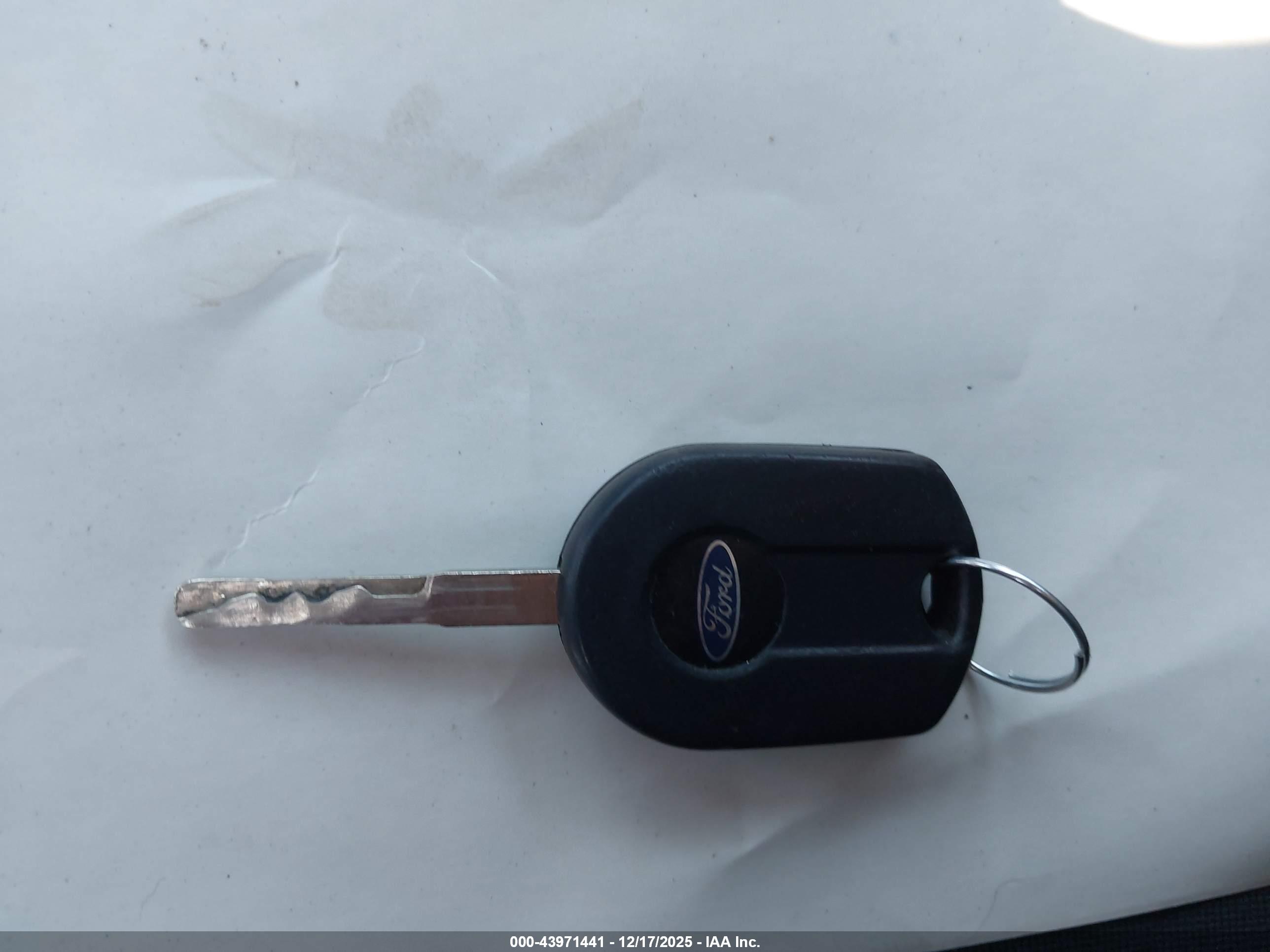FORD FIESTA image 11