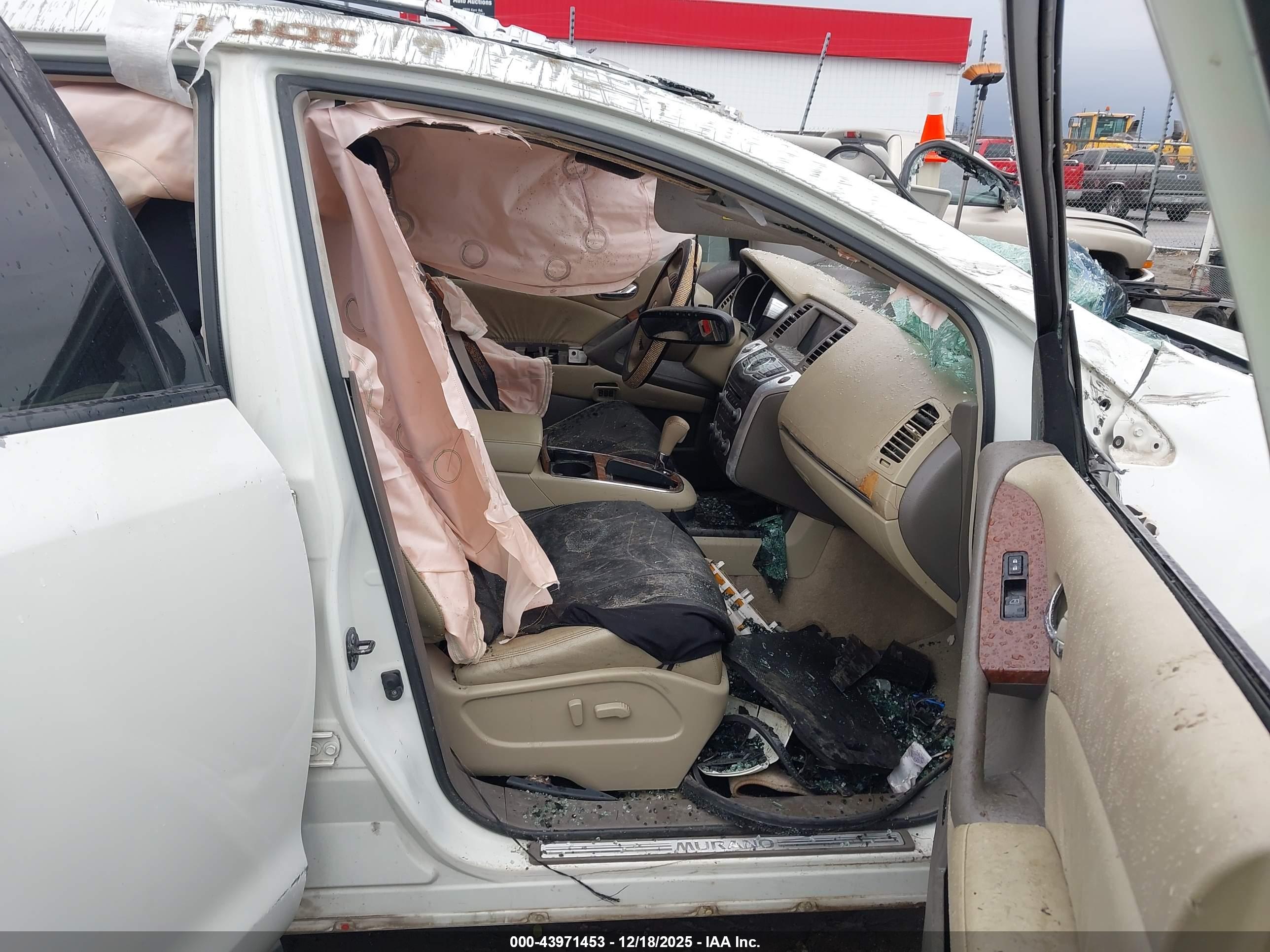 NISSAN MURANO image 5
