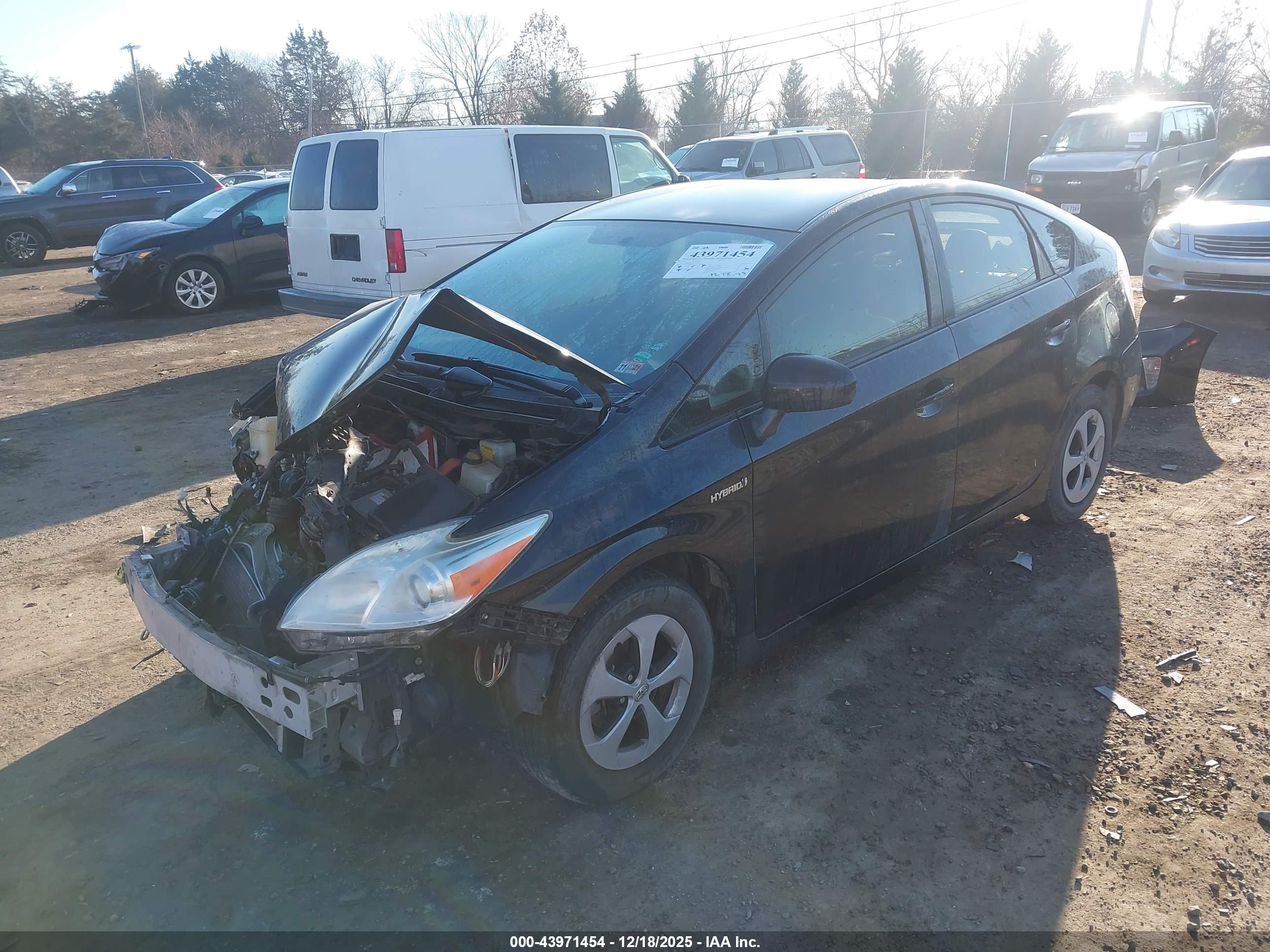 TOYOTA PRIUS image 2