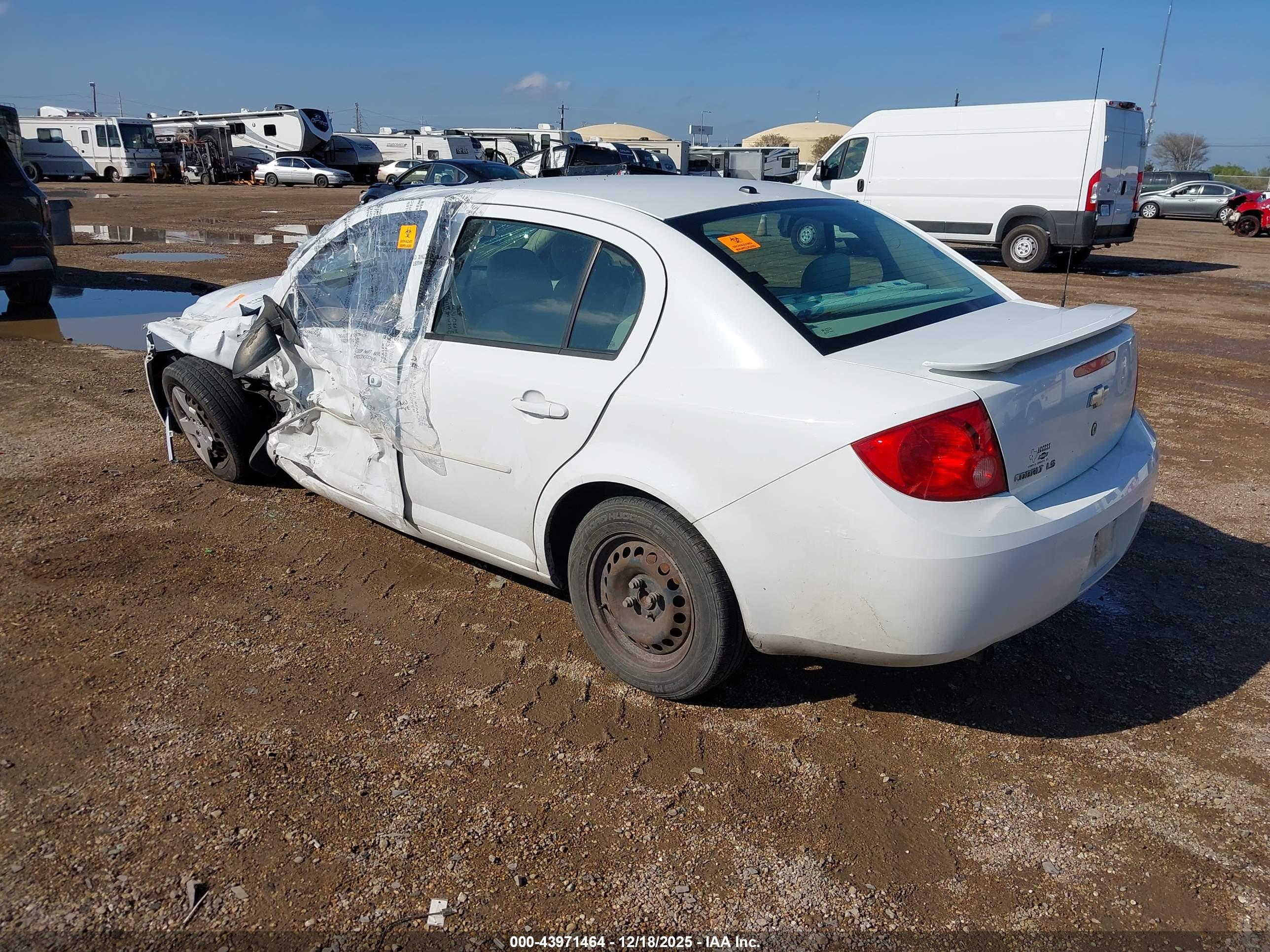 CHEVROLET COBALT image 3