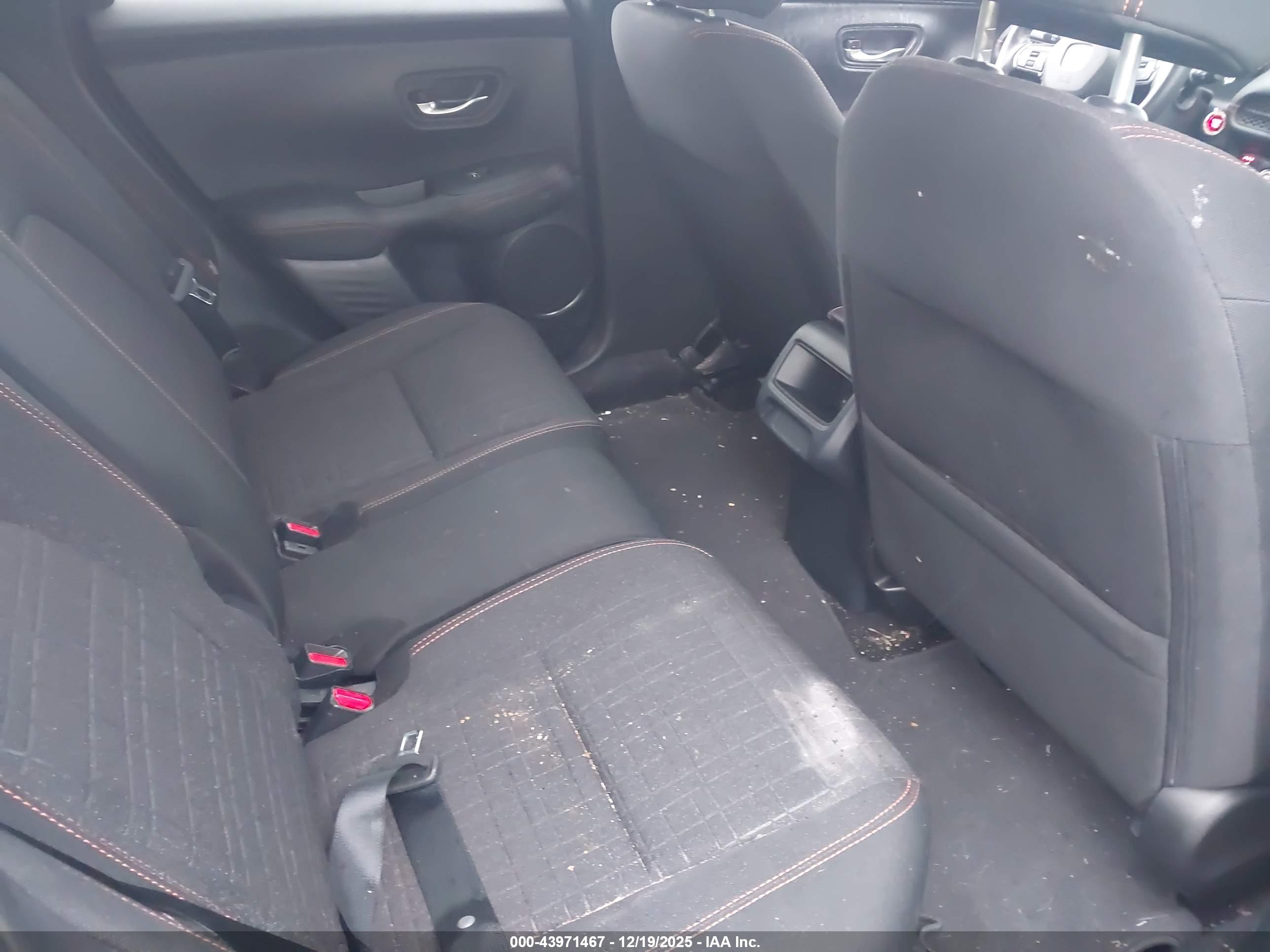 HONDA HR-V image 8