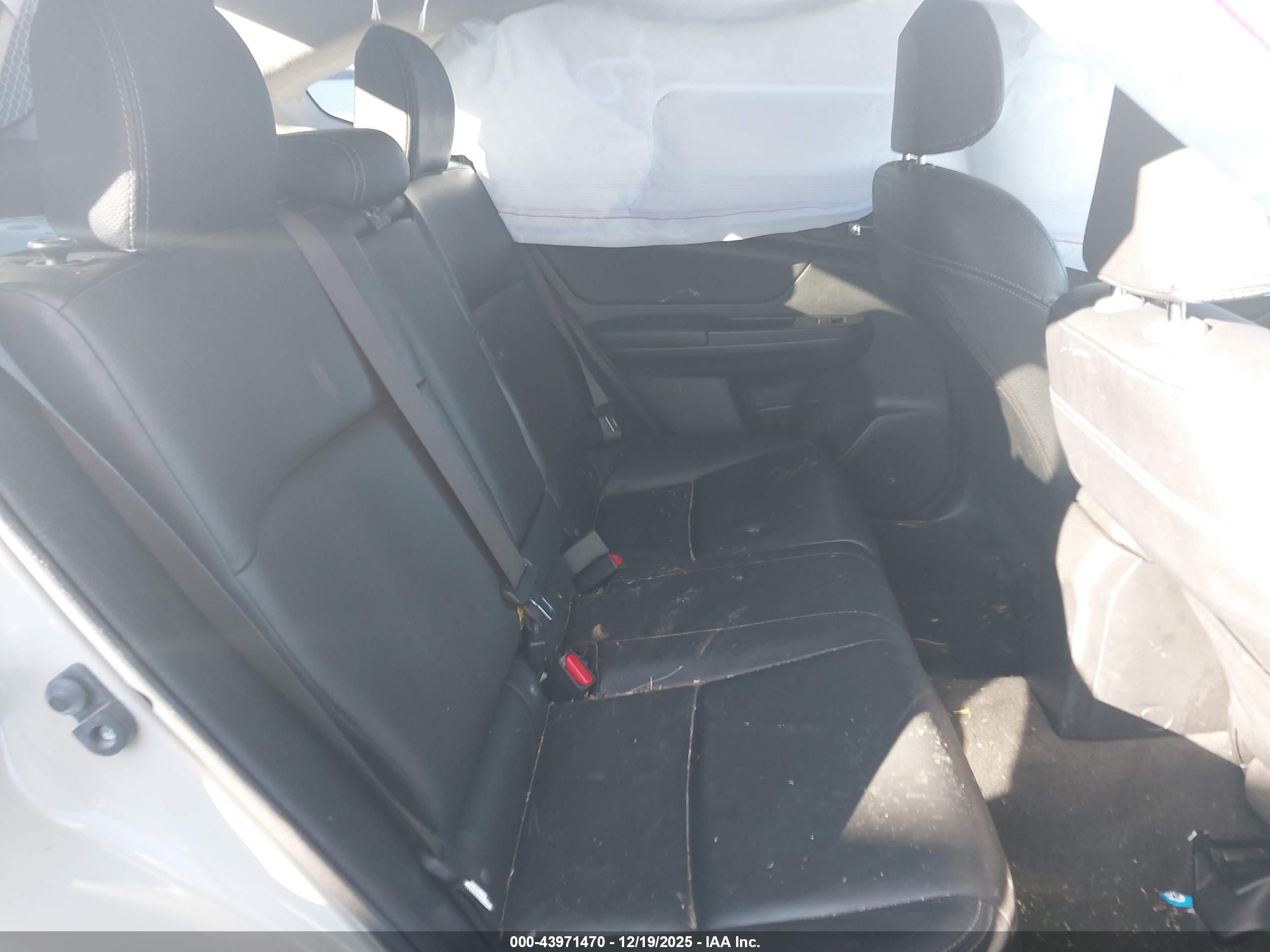 SUBARU XV image 8