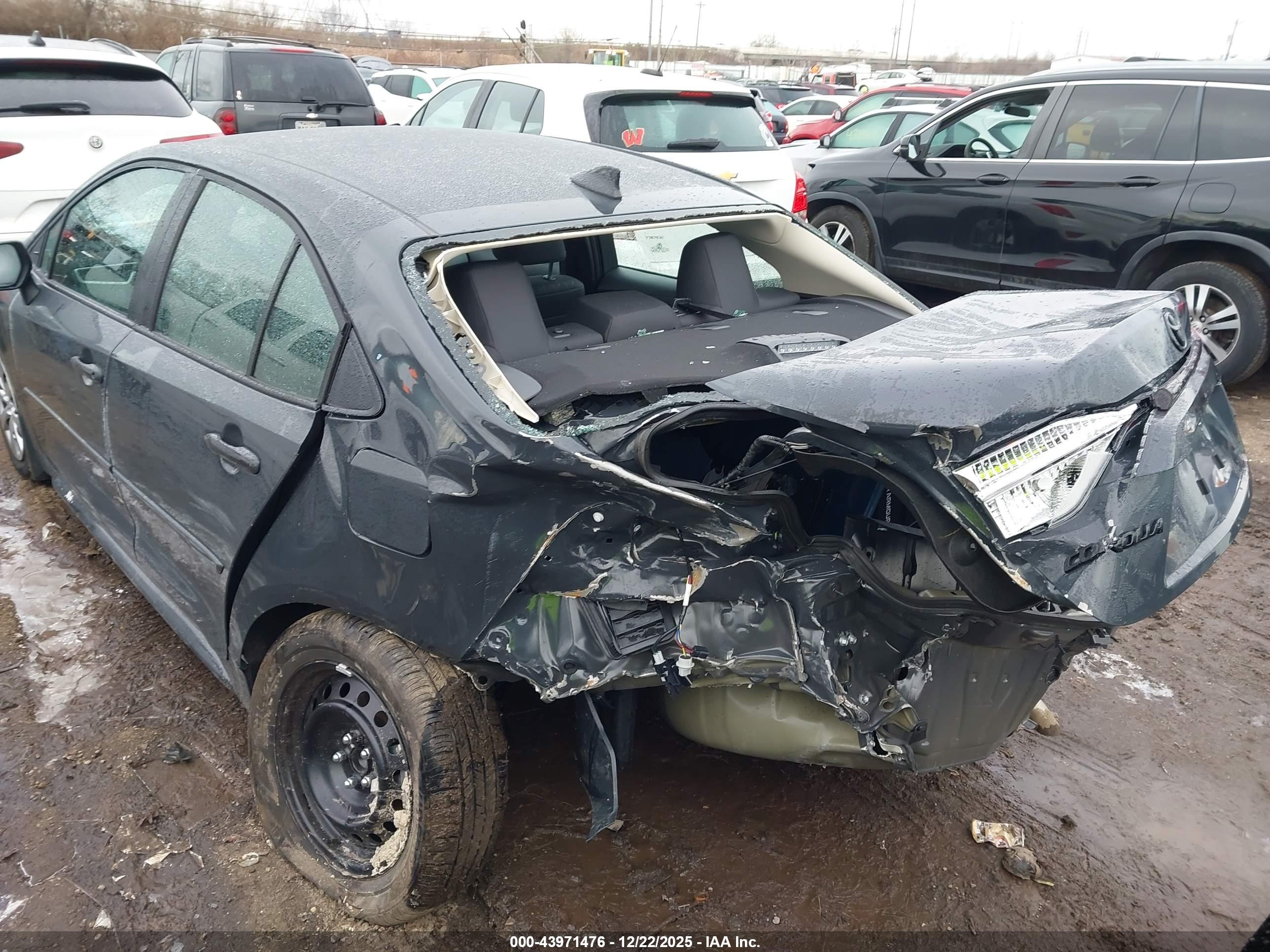 TOYOTA COROLLA image 6