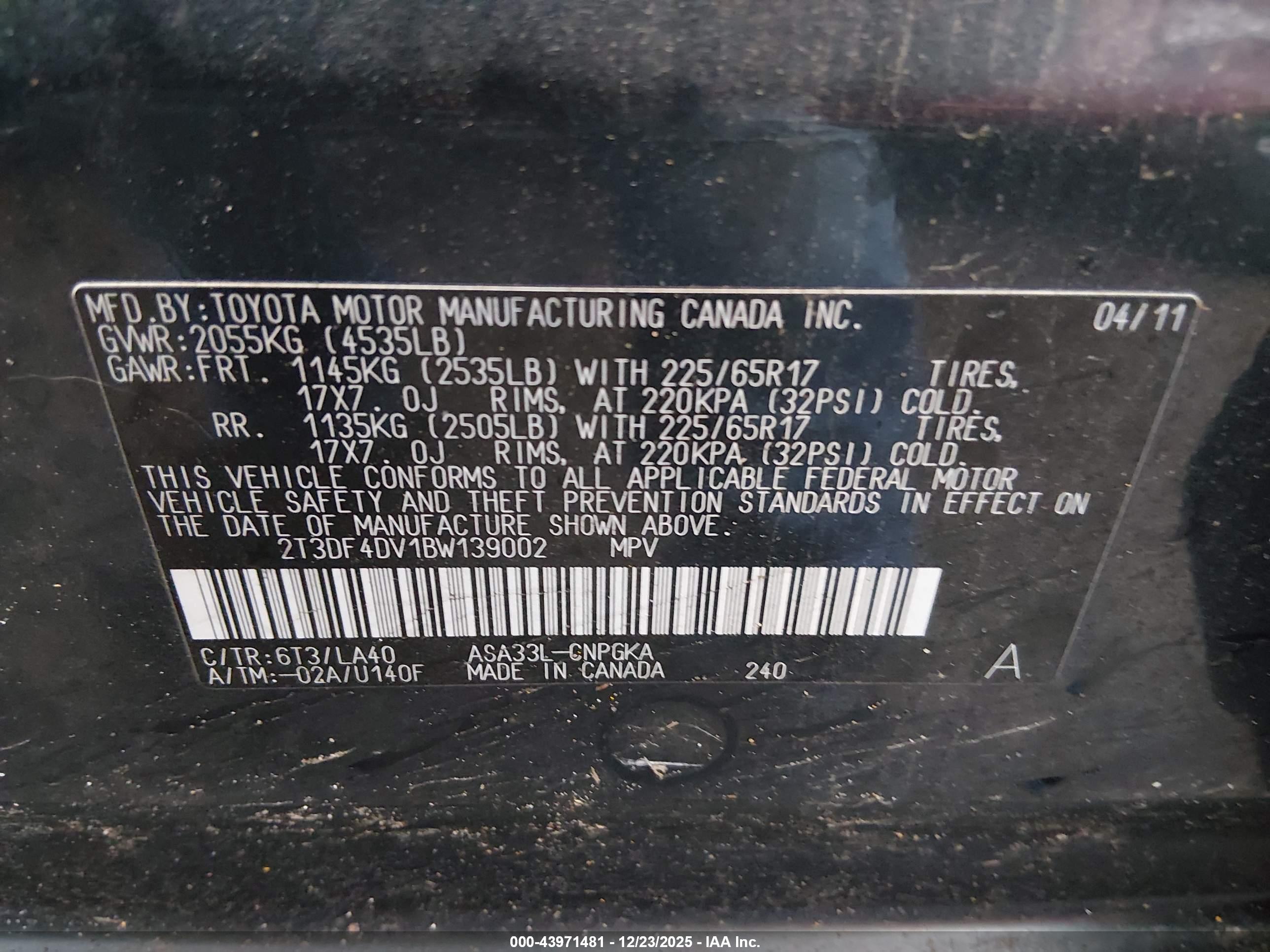 TOYOTA RAV4 image 9