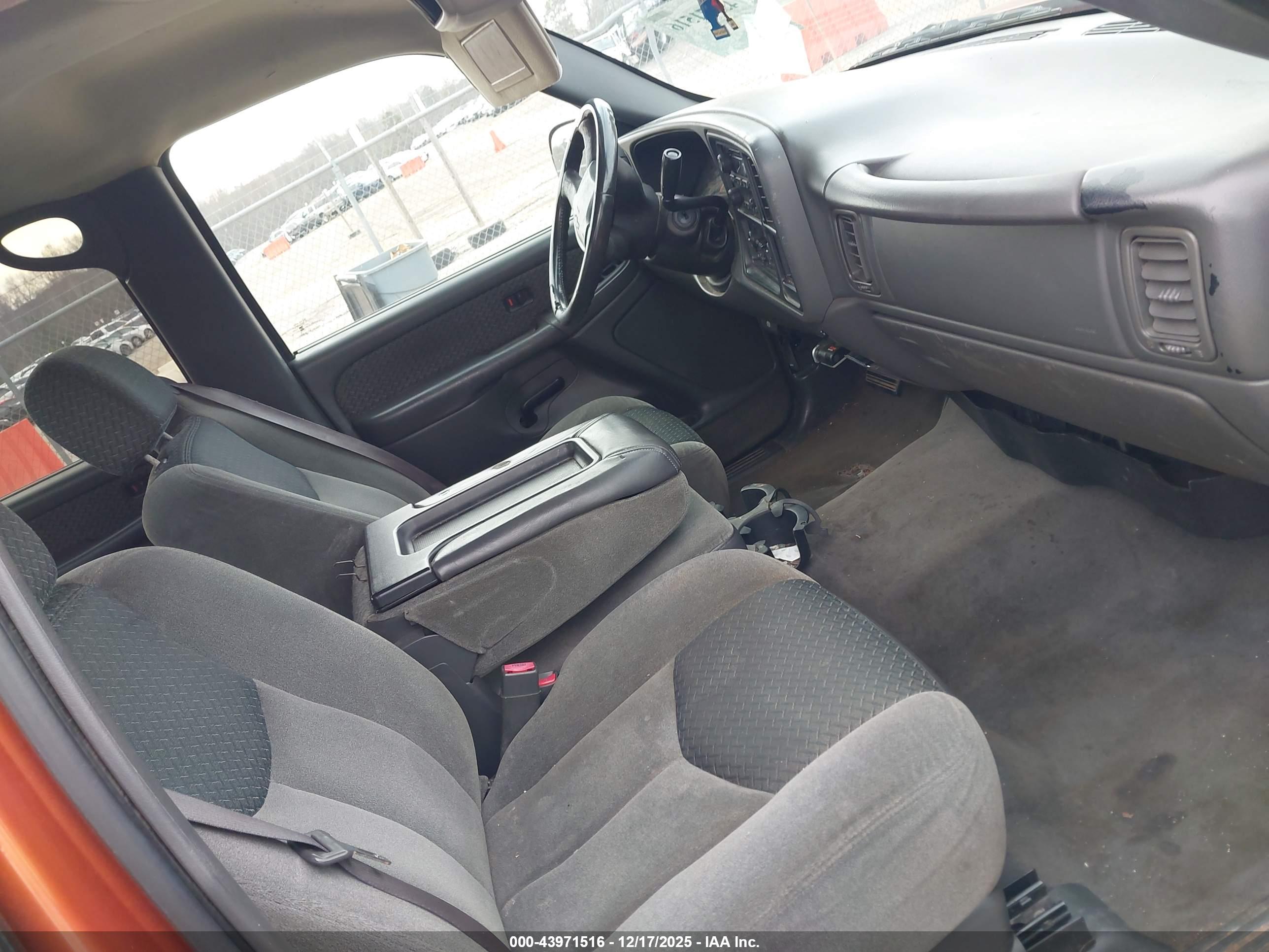 CHEVROLET AVALANCHE image 5