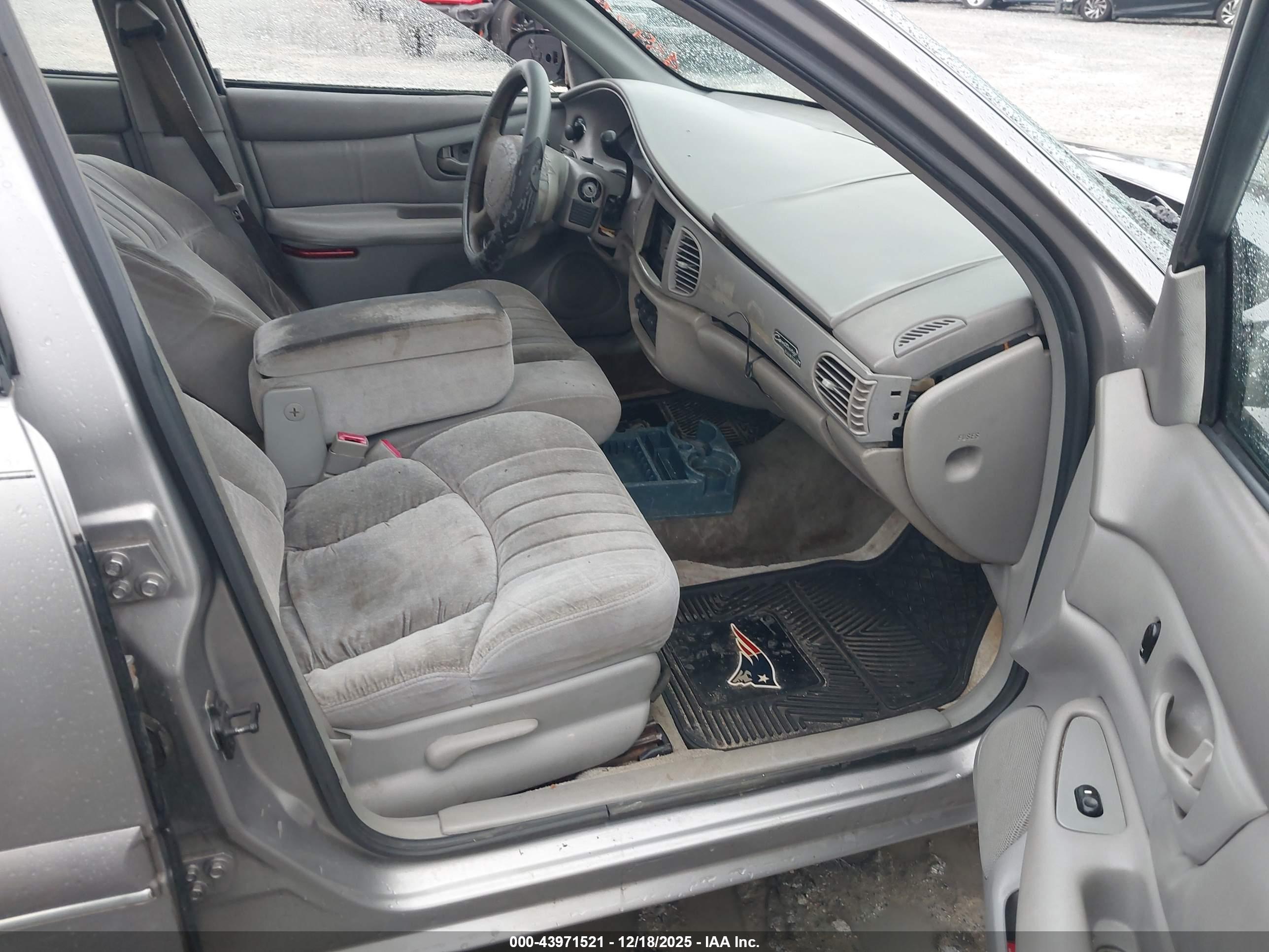 BUICK CENTURY image 5