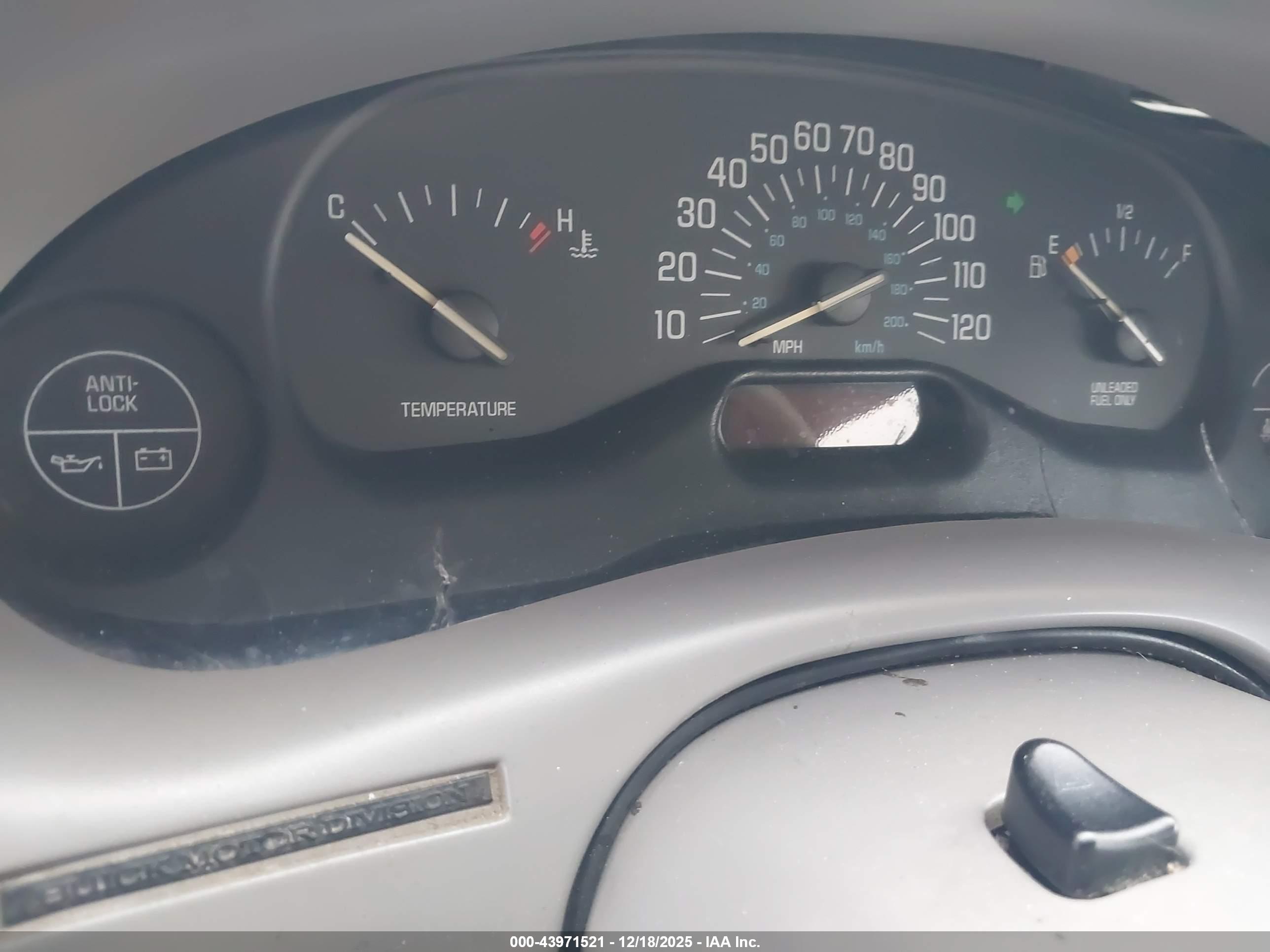 BUICK CENTURY image 7