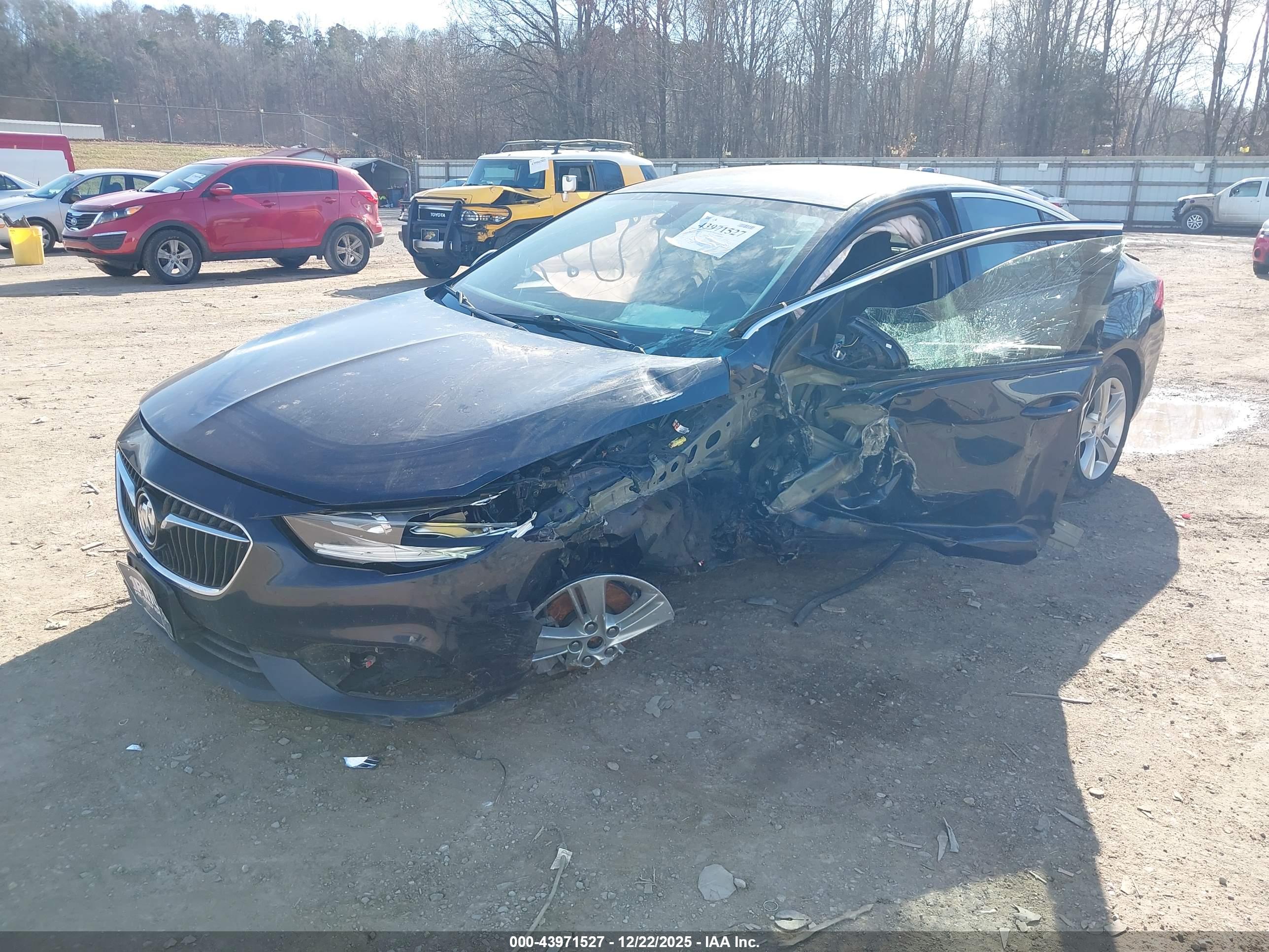 BUICK REGAL image 2