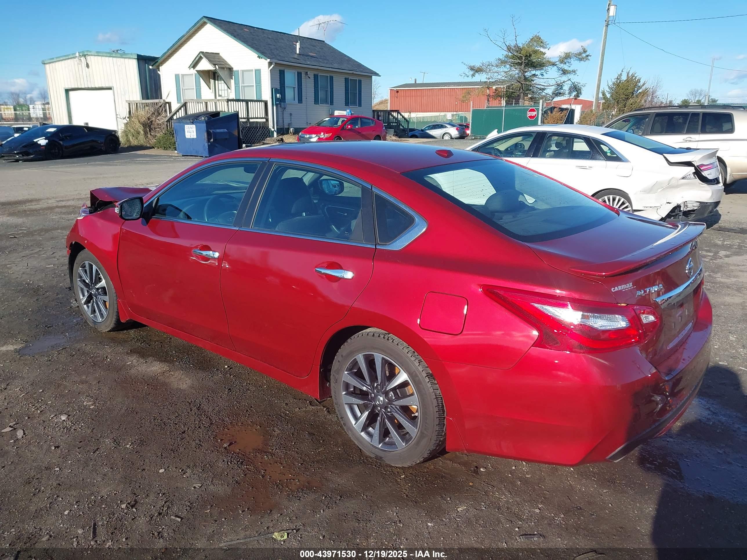 NISSAN ALTIMA image 3